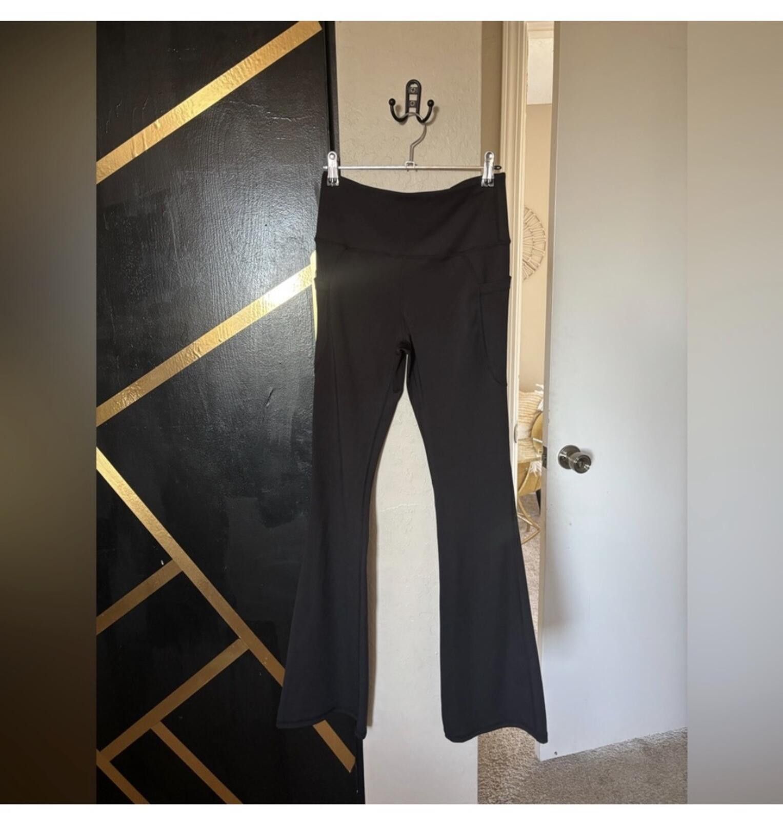 Other Womens Vital Life Black Active Flared Leggings Size 28" / US 6 / IT 42 - 1 Thumbnail