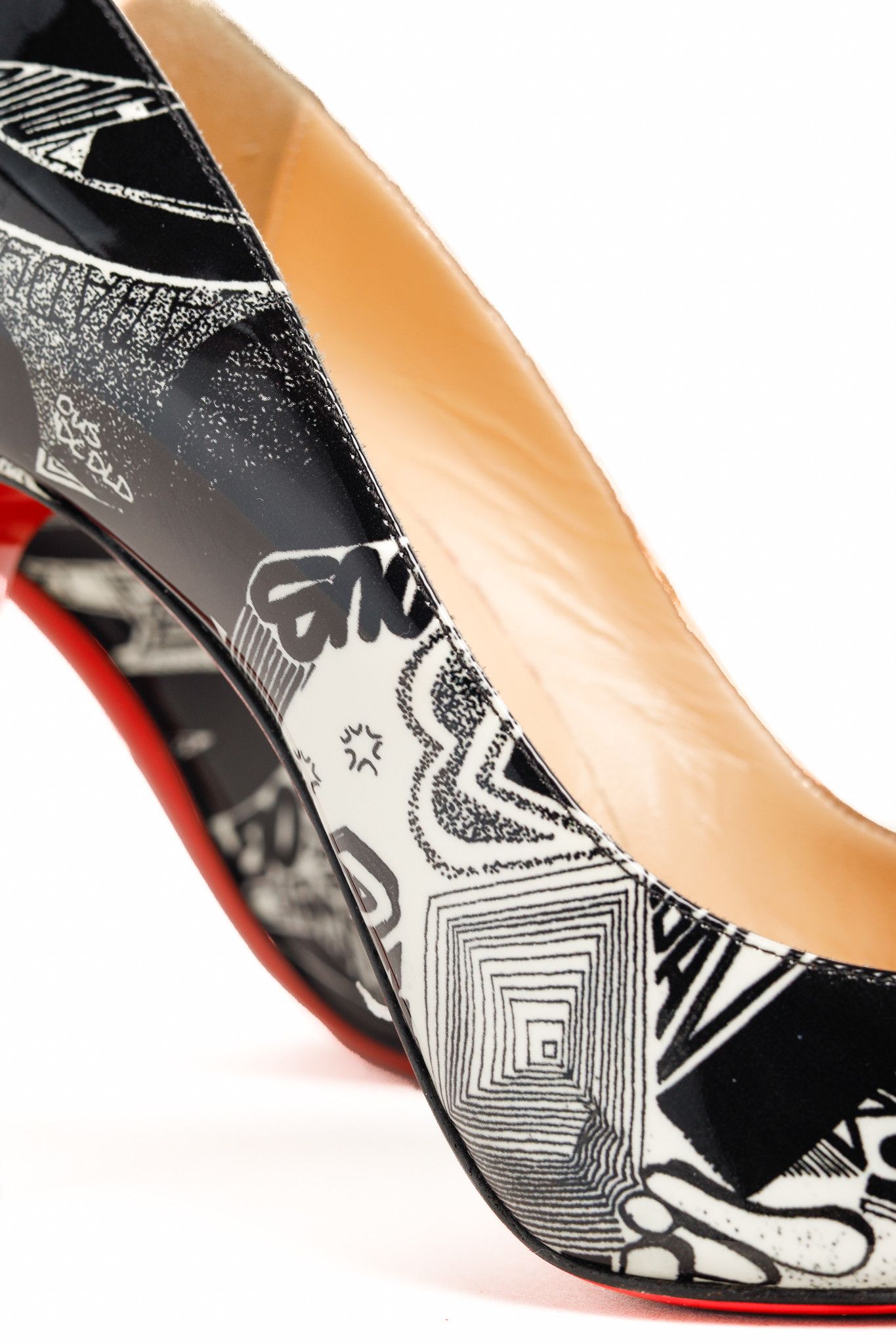 Christian Louboutin Christian Louboutin Patent Nicograf Pigalle Follies 100 Pump Size US 5 / IT 35 - 7 Thumbnail