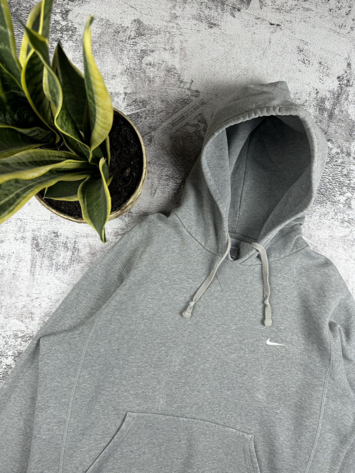 Nike Nike Grey 90S-00S Basic Mini Swoosh Logo Vintage Y2K Hoodie Size US M / EU 48-50 / 2 - 4 Thumbnail