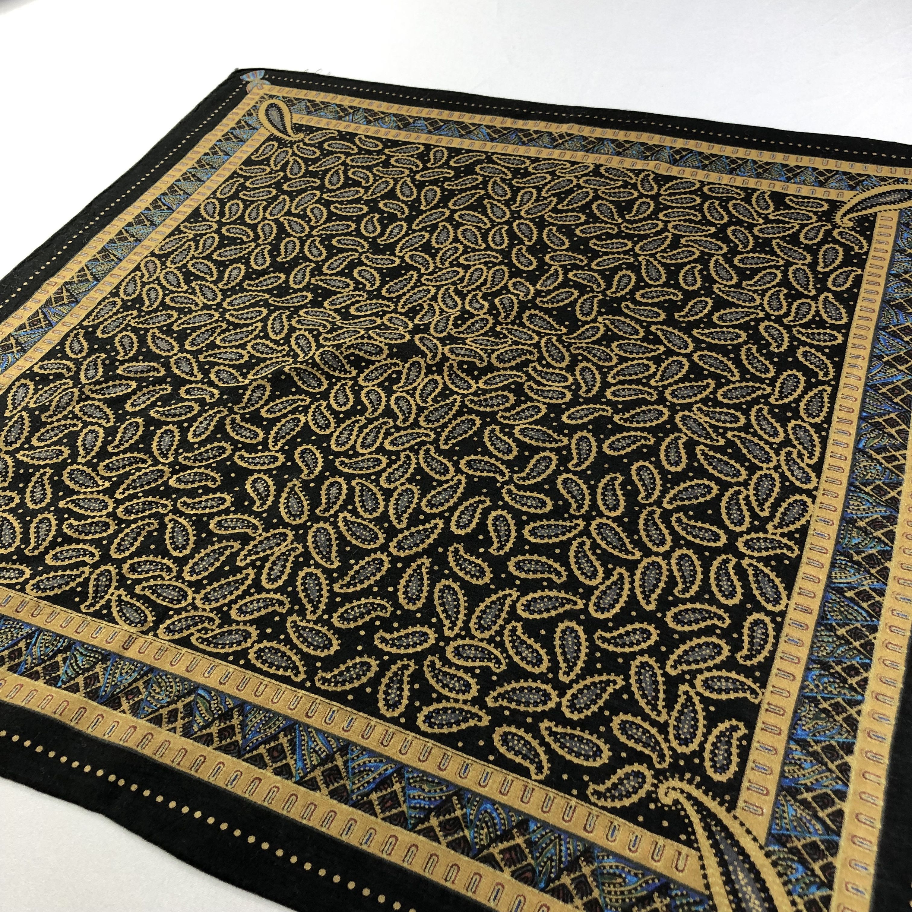 Japanese Brand Yukiko Hanai Paisley Handkerchief Neckerchief Bandana H1724 Size ONE SIZE - 3 Thumbnail