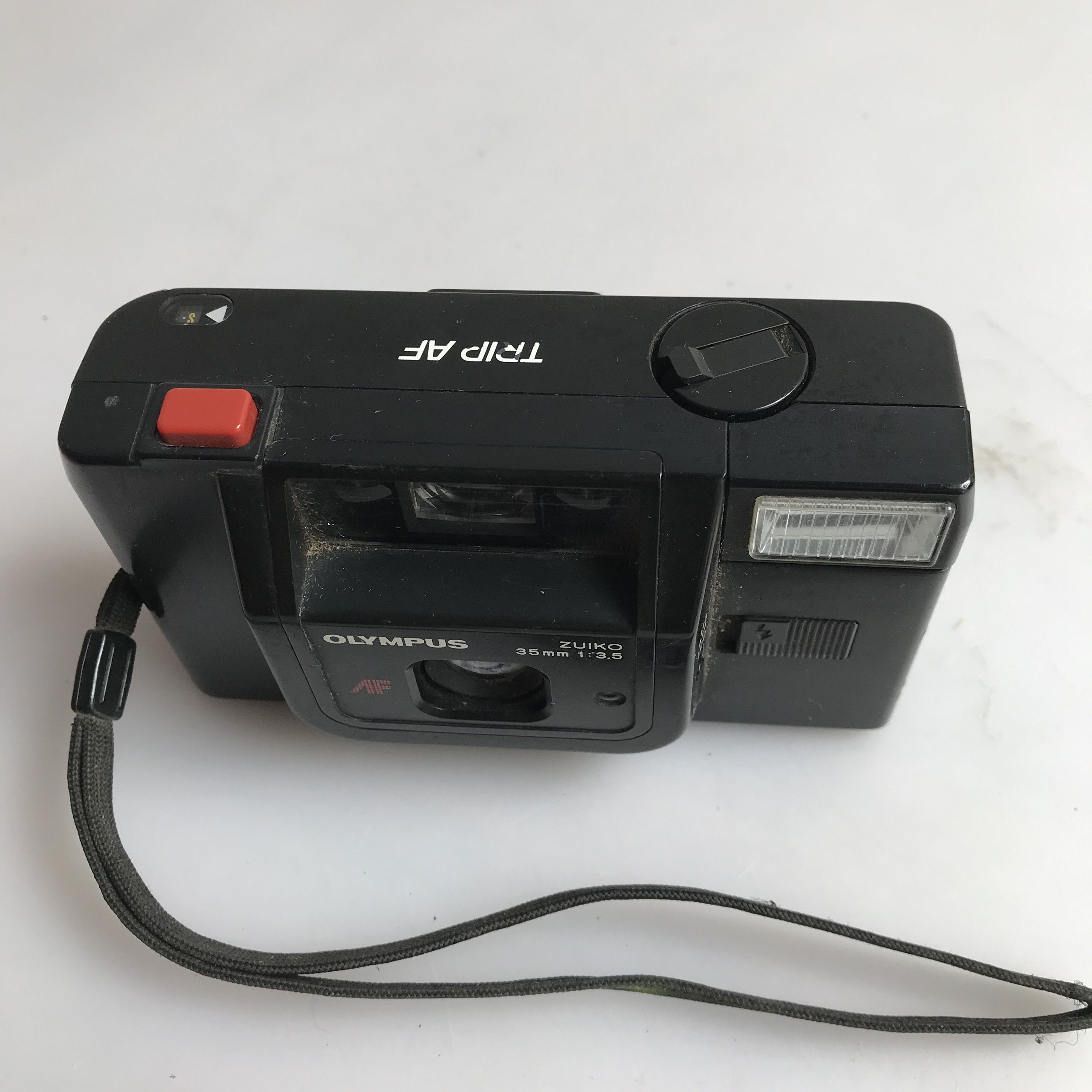 Vintage OLYMPUS TRIP AF QUARTZDATA ZUIKO 35mm 1:3.5 Point & Shoot Size ONE SIZE - 4 Thumbnail