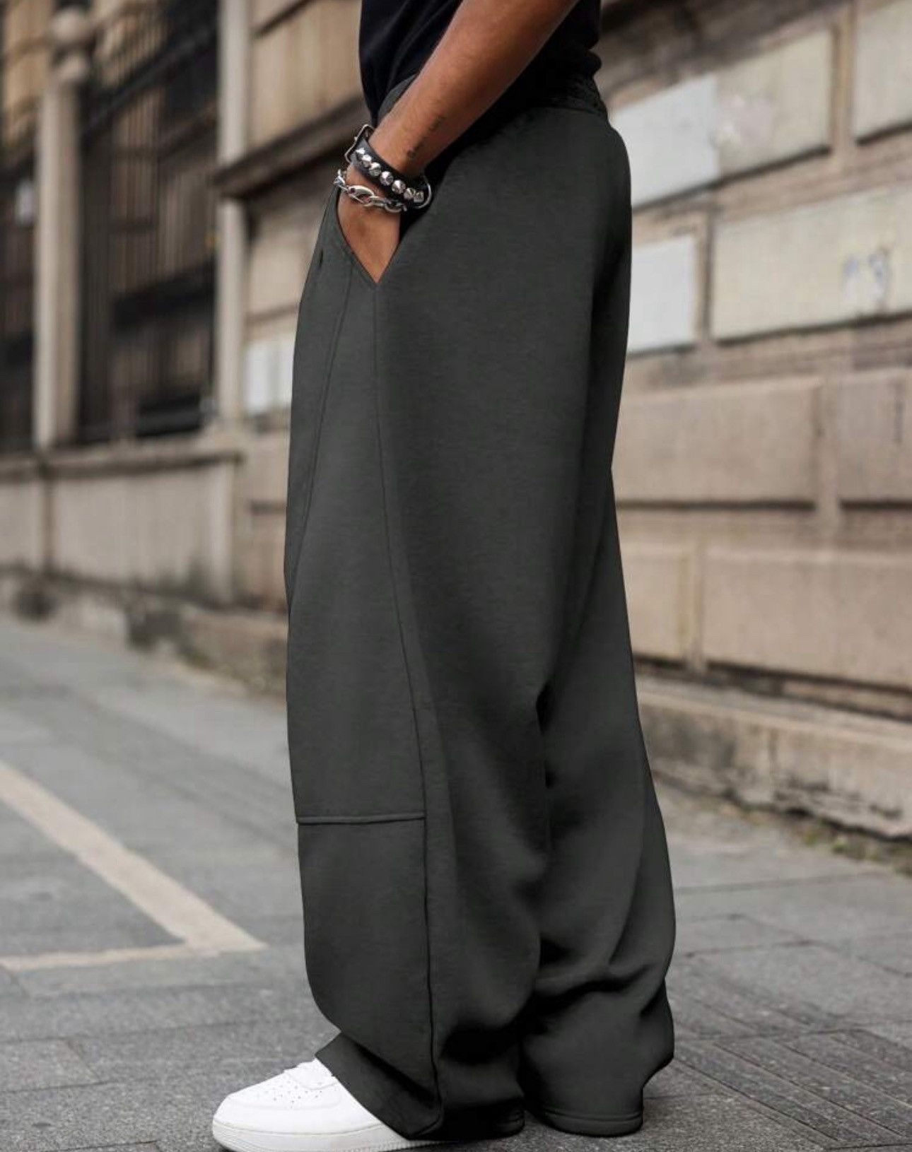 Japanese Brand Wide leg baggy sweatpants Size US 30 / EU 46 - 4 Thumbnail