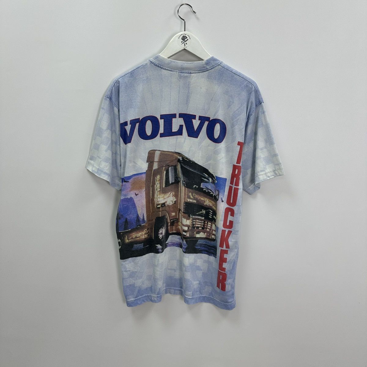 Vintage Vintage 90s Volvo trucker aop tee y2k cars truck driver hype Size US XL / EU 56 / 4 - 2 Thumbnail