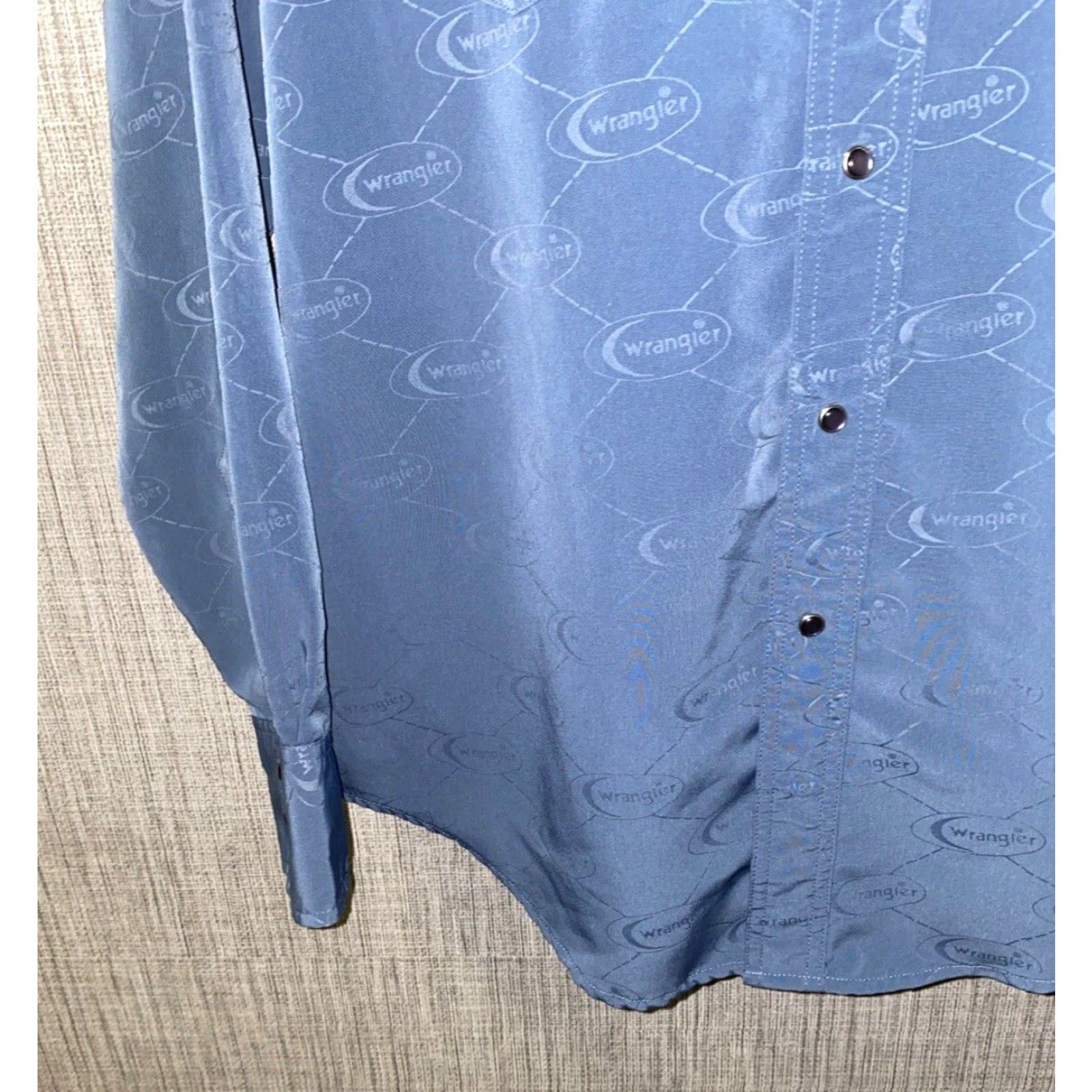 Wrangler VINTAGE Wrangler Mens Blue Snap Button Long Sleeve Shirt WRANGLER ALL OVER L Blue Button-Up Mens Regular Size L Size US L / EU 52-54 / 3 - 4 Thumbnail