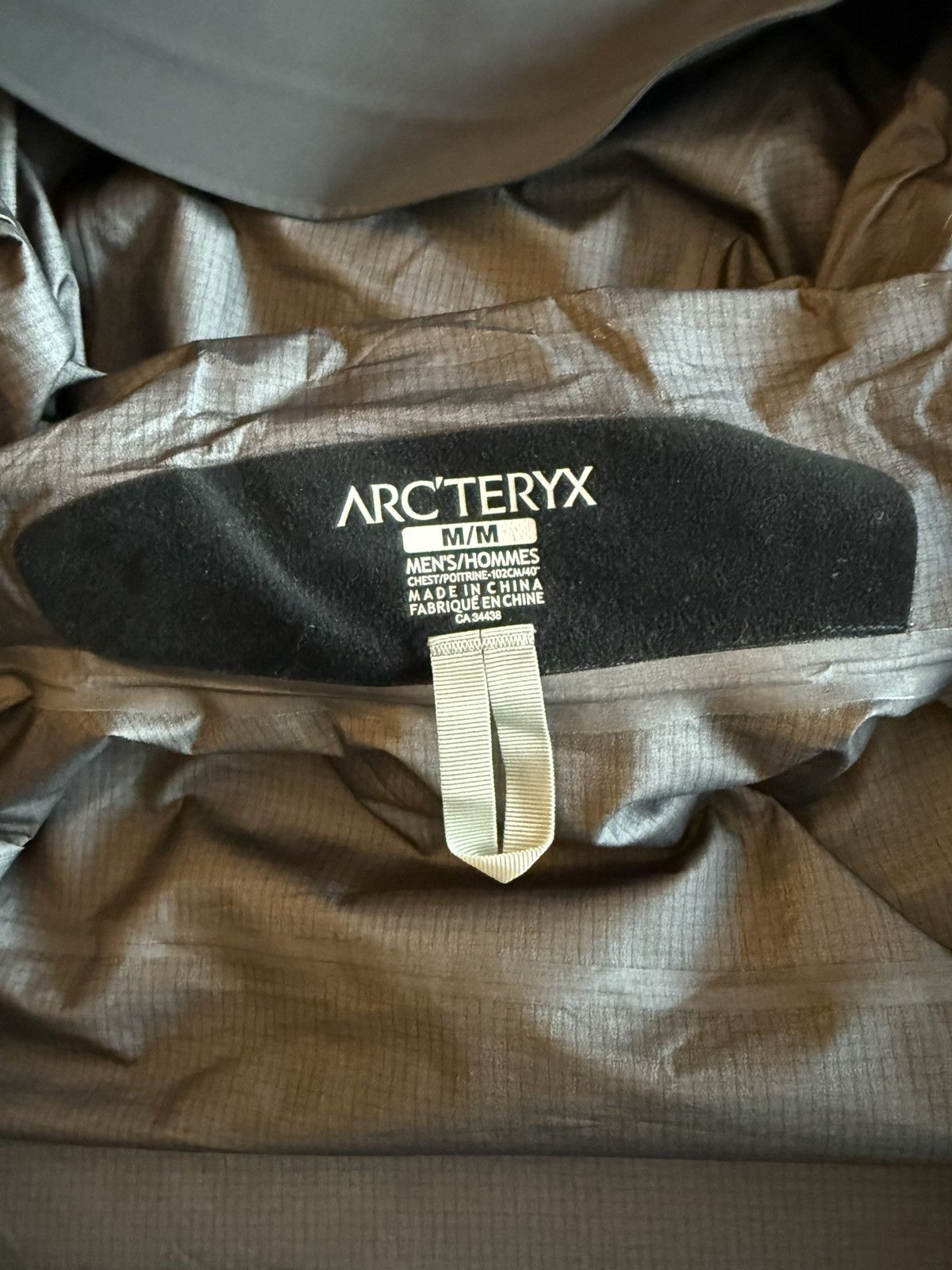 Arc'teryx Arc'teryx Men’s Grey Alpha AR Jacket Gore-Tex Size US M / EU 48-50 / 2 - 8 Thumbnail