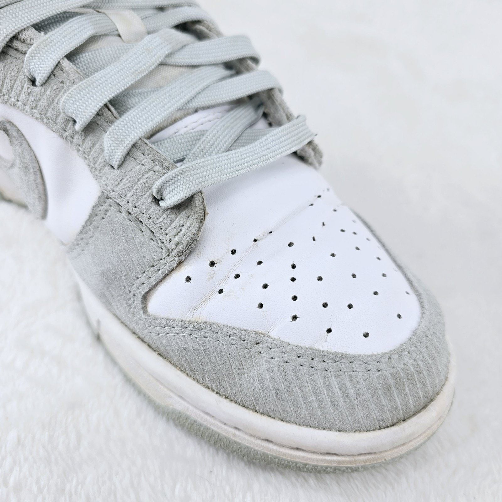 Nike Size 9- Nike Dunk Low Light Silver Corduroy Womens Shoes Size US 9 / IT 39 - 13 Thumbnail