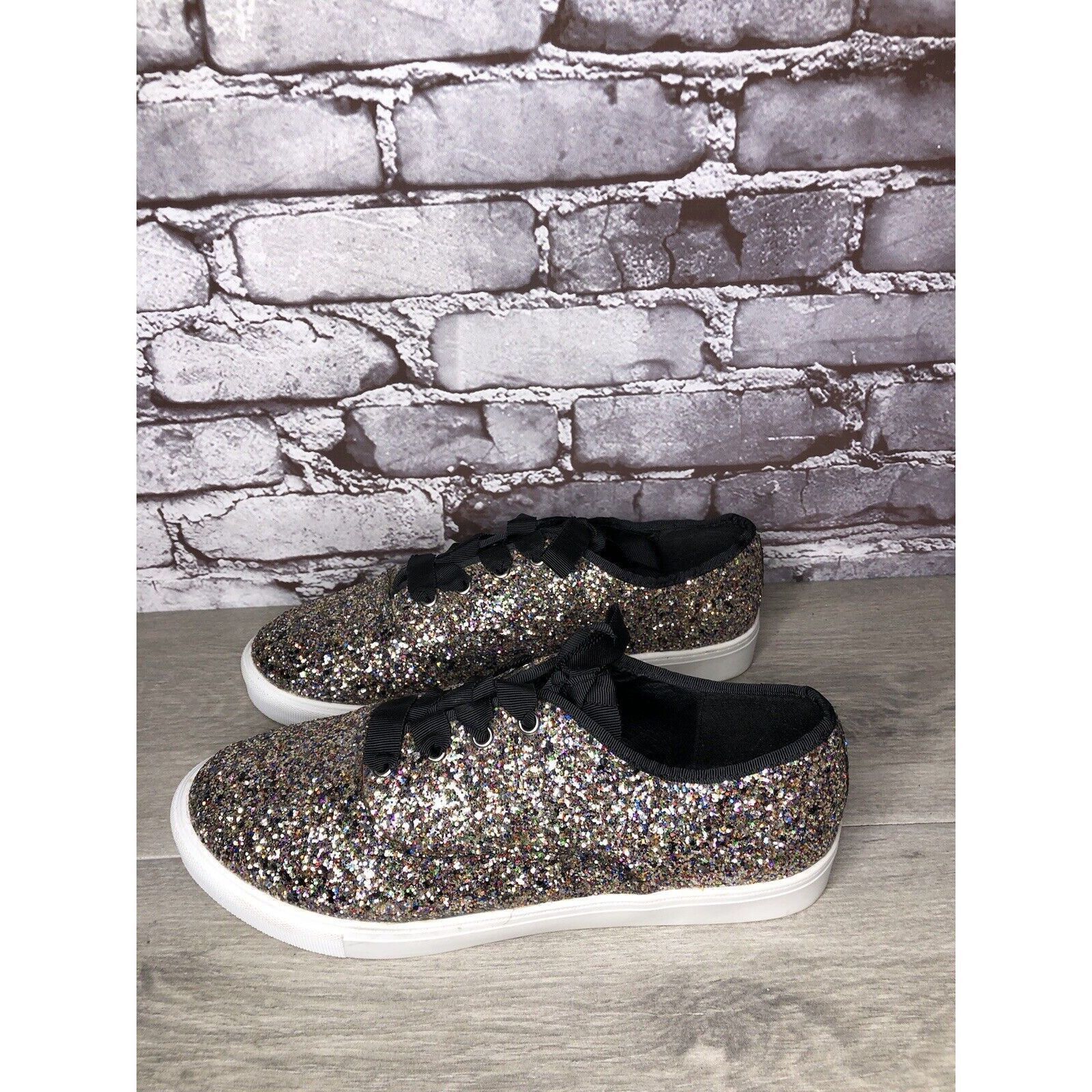 Other Torrid Colorful Glitter Lace Up Low Top Sneakers Shoes Women Size US 10 / IT 40 - 21 Thumbnail