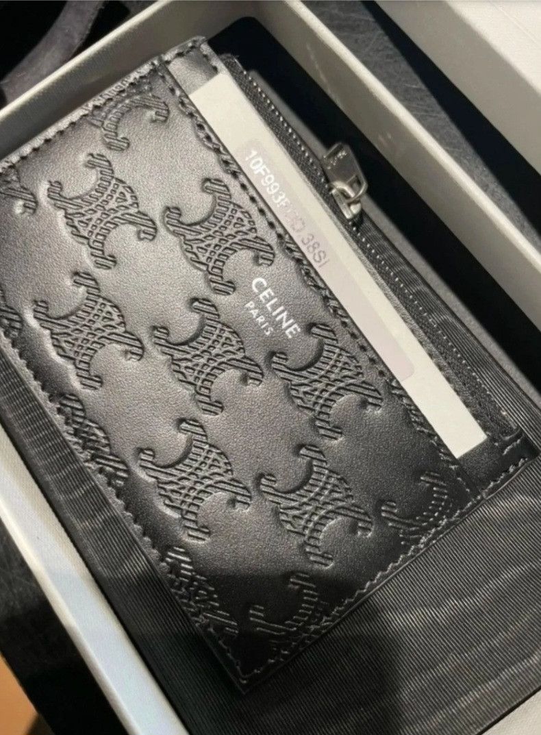 Celine CELINE Triomphe Embossed Zipped Card Holder Size ONE SIZE - 3 Thumbnail