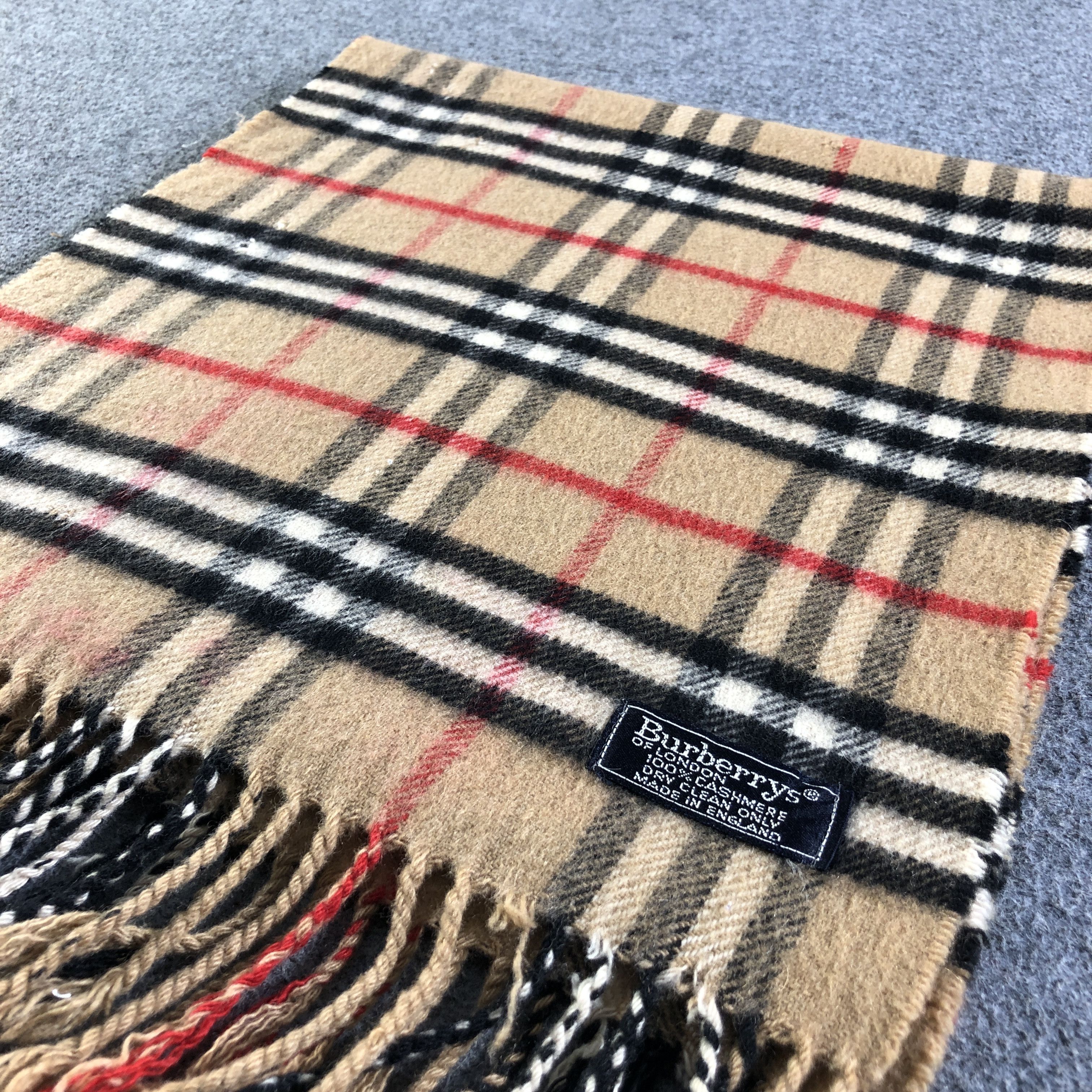Burberry Burberrys Nova Check Tan Wool Scarf Muffler V2696 Size ONE SIZE - 3 Thumbnail