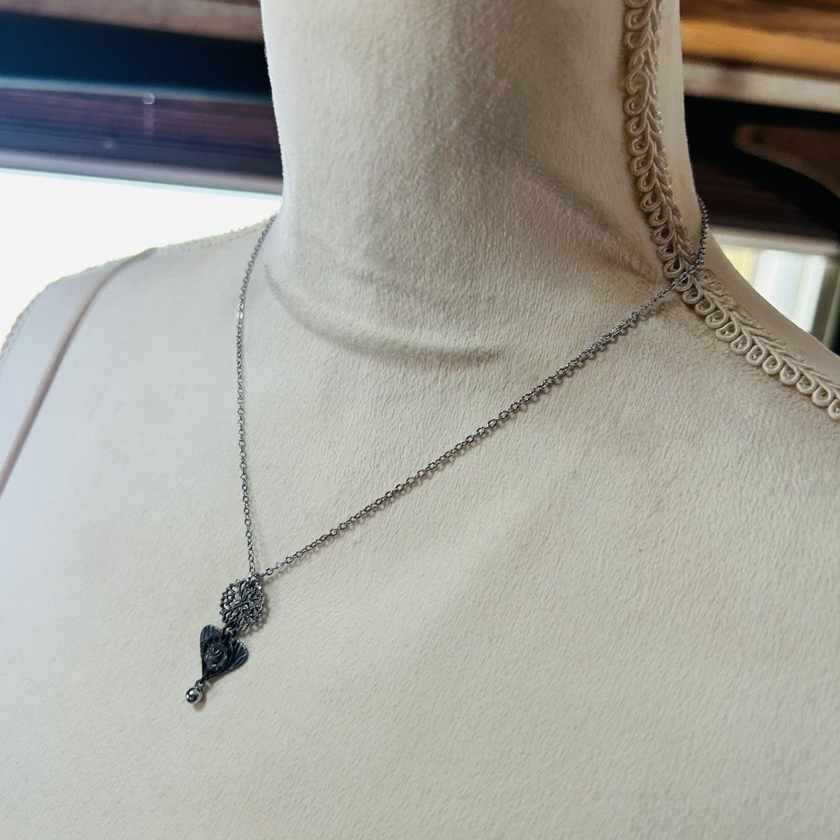 Vintage Vintage layered chandelier pendant on chain necklace Size ONE SIZE - 4 Thumbnail