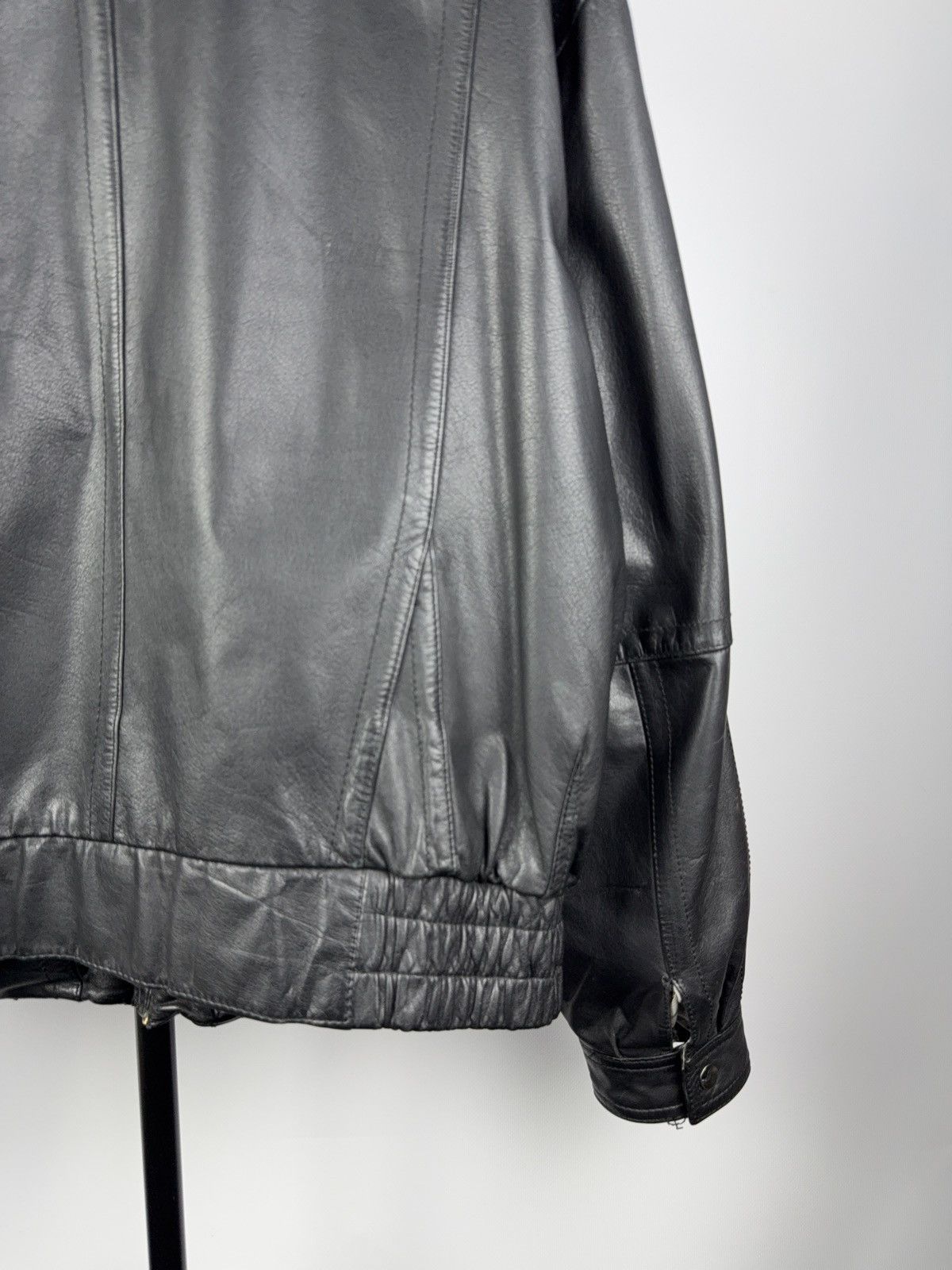 Vintage Vintage Leather Jacket Genuine Leahter bomber Moto Oldmoney Size US L / EU 52-54 / 3 - 15 Thumbnail