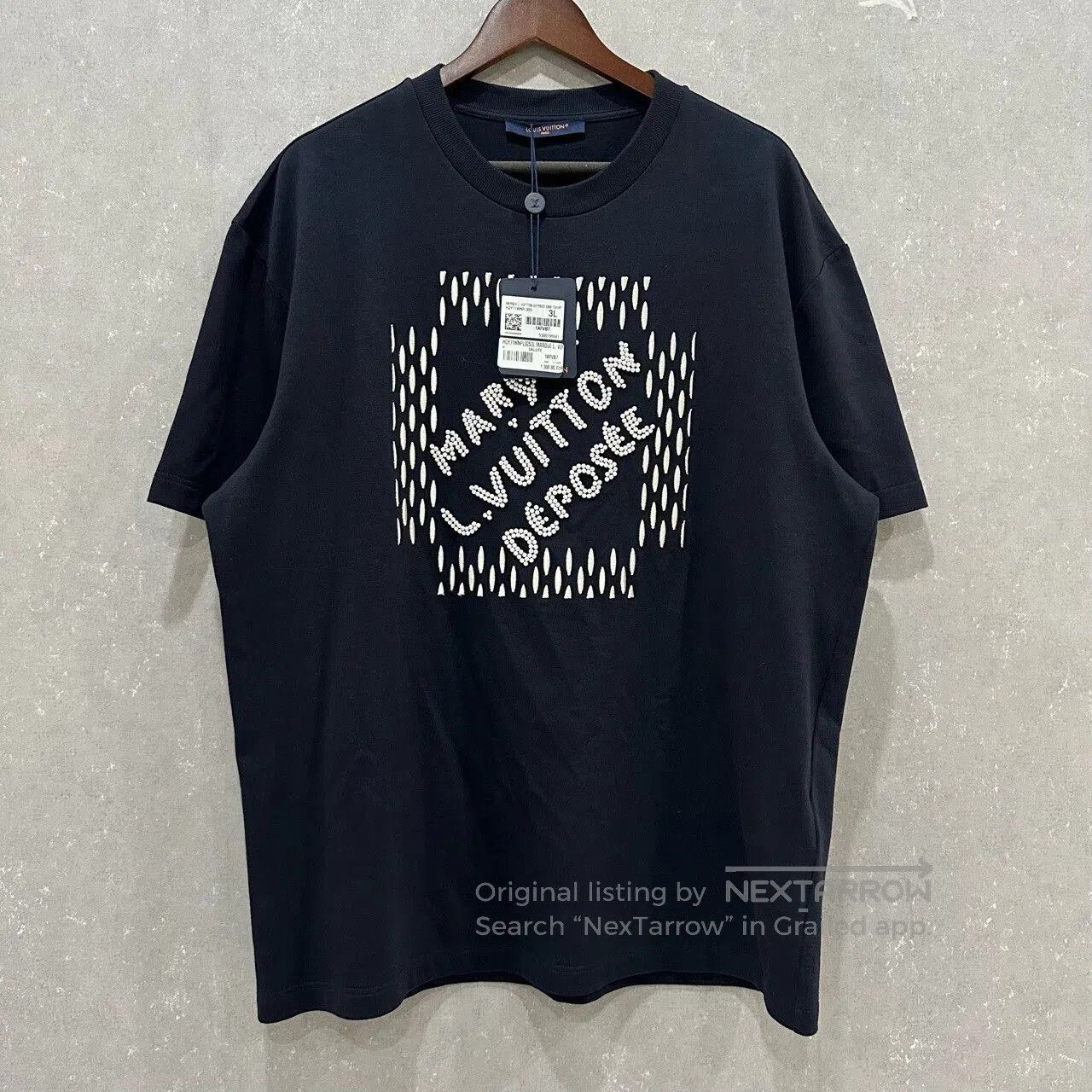 Louis Vuitton Louis Vuitton x Pharrell Beaded Logo Tee. Size US XXL / EU 58 / 5 - 1 Thumbnail