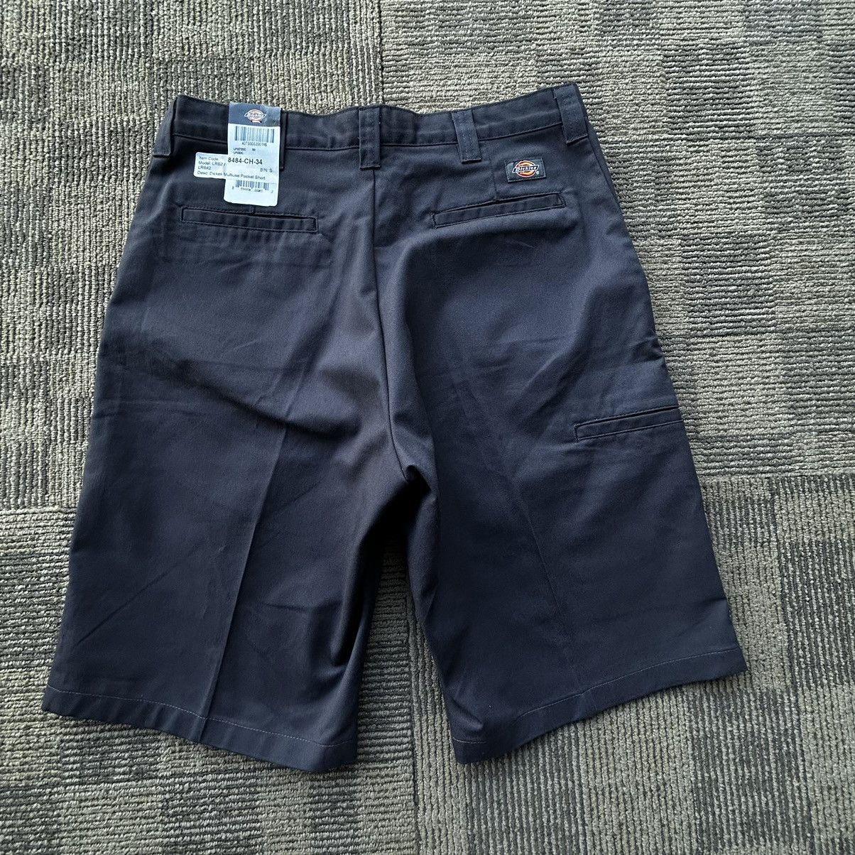 Dickies Dickies Work Grey Shorts Mens Relaxed Fit Multi-Pocket Size US 34 / EU 50 - 1 Thumbnail