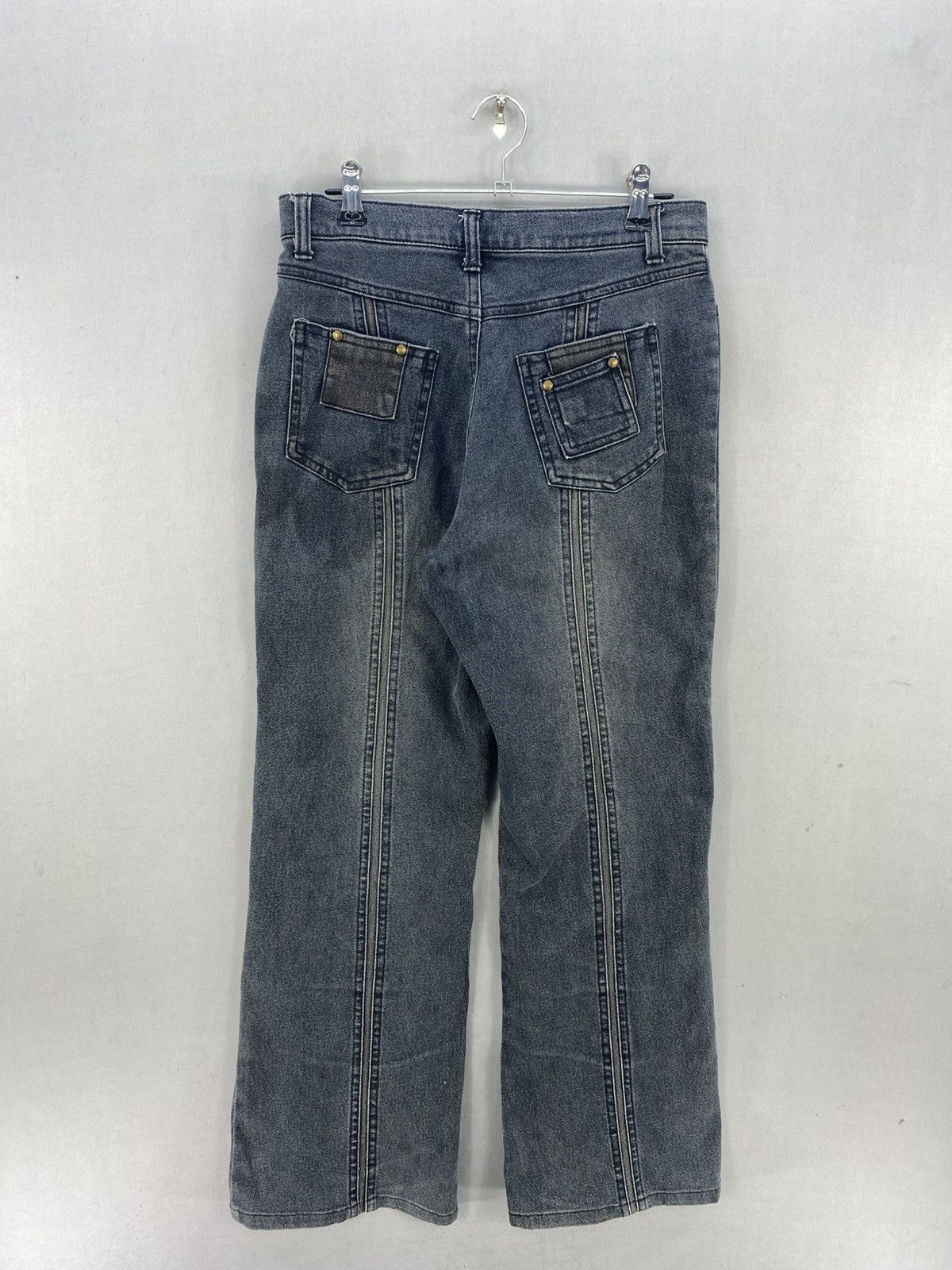 Le Grande Bleu (L.G.B.) Vintage Y2K Fullheart Multi-Seam Flare Jeans Size 28" / US 6 / IT 42 - 5 Thumbnail