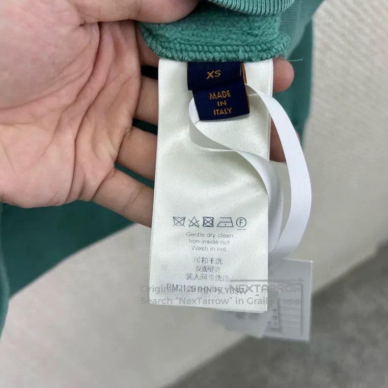 Louis Vuitton Louis Vuitton Lake green pin embroidered hooded sweatshirt Size US XS / EU 42 / 0 - 5 Thumbnail