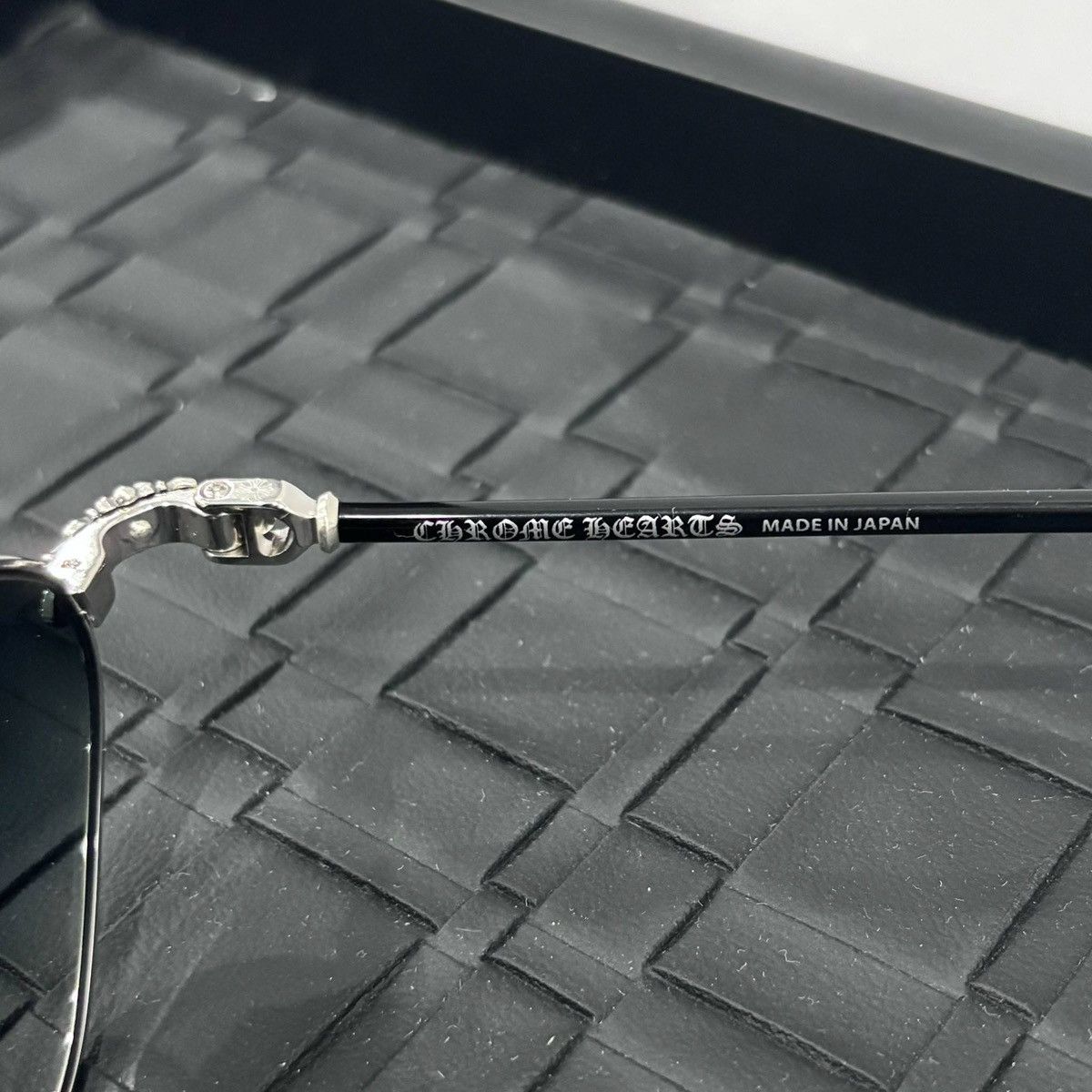 Chrome Hearts CHROME HEARTS DIAMOND DOG SUNGLASSES Size ONE SIZE - 5 Thumbnail