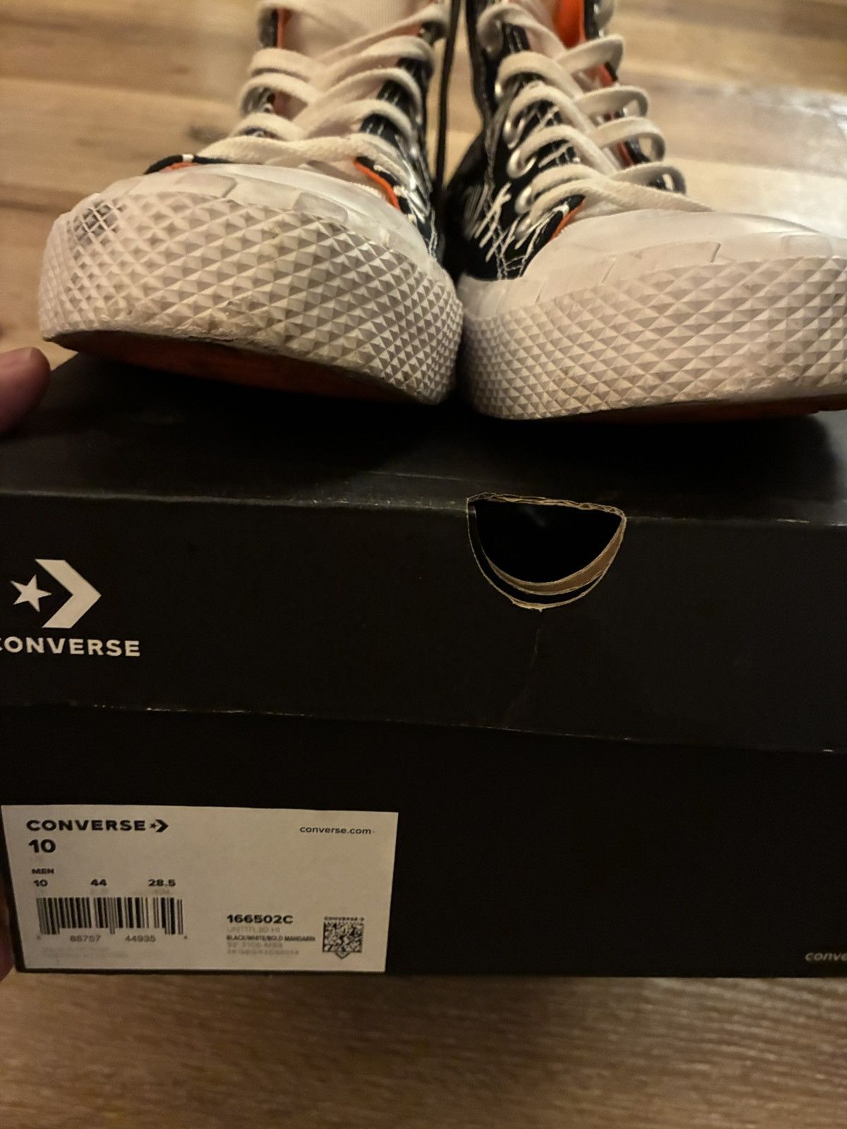 Nike Sneaker bundle 3 pairs. 2 size 11s (Nike) 1 size 10 converse Size US 11 / EU 44 - 11 Thumbnail