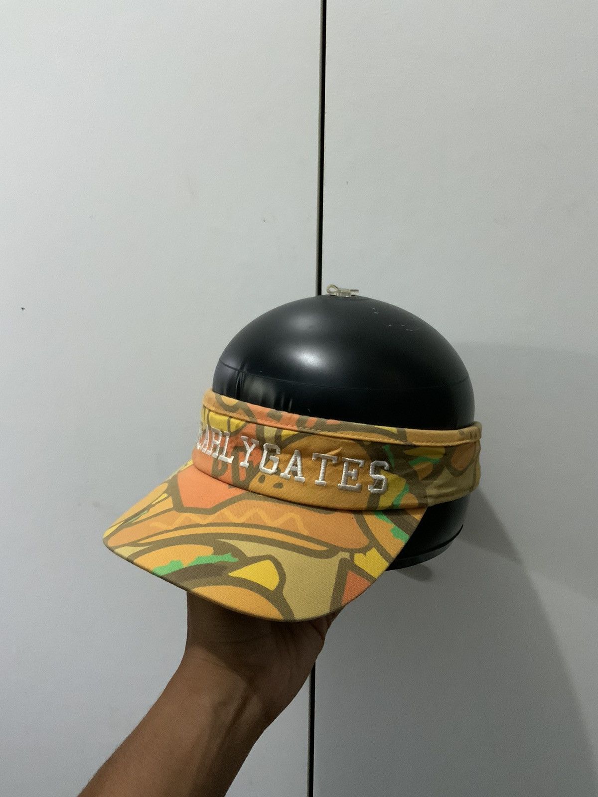 Hat Club Pearly Gates Spellout Visor Sport Hat Size ONE SIZE - 1 Thumbnail