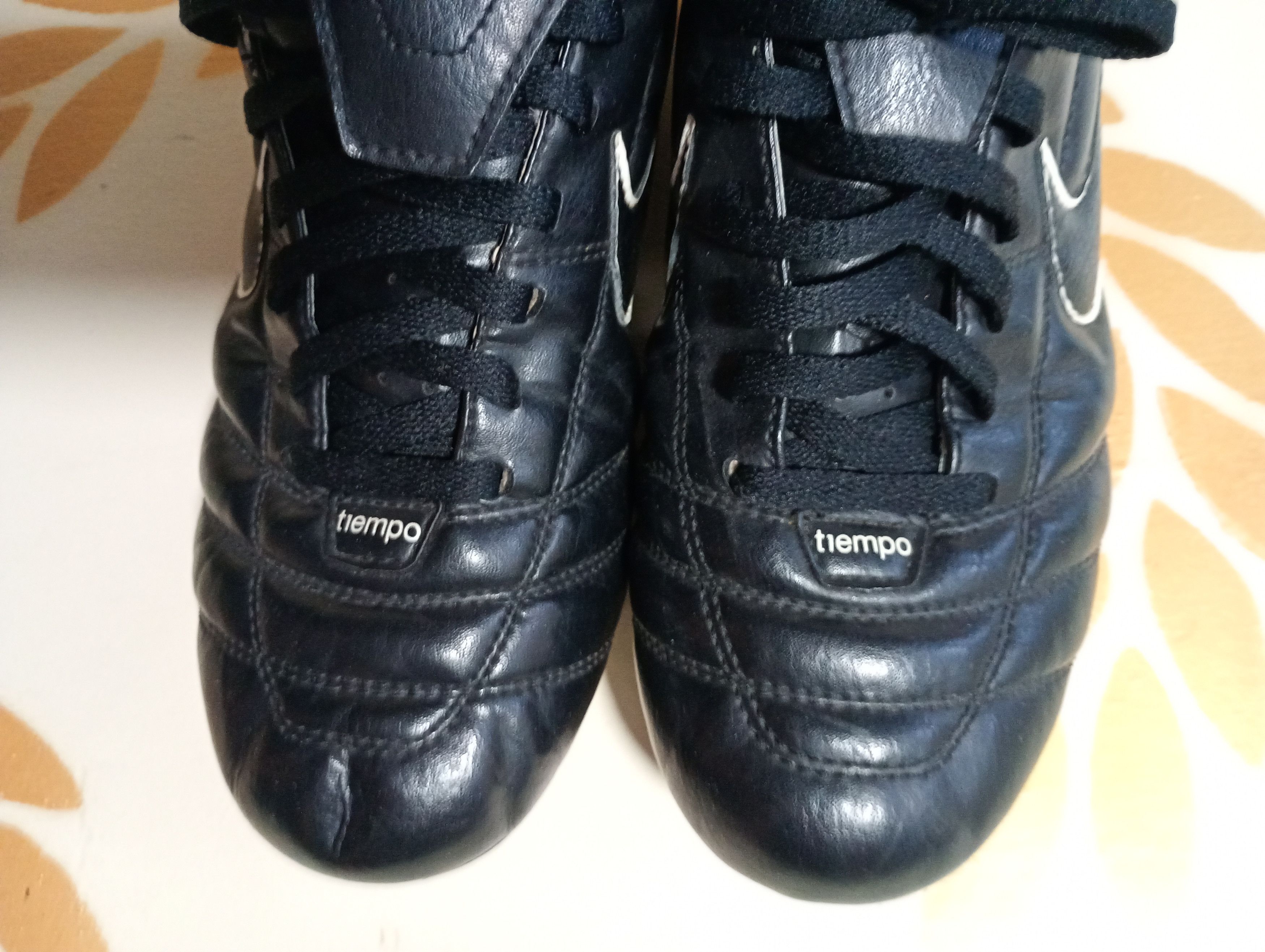 Nike 2009 Nike Tiempo Versatract Soccer Cleats Size US 8.5 Size US 8.5 / EU 41-42 - 5 Thumbnail