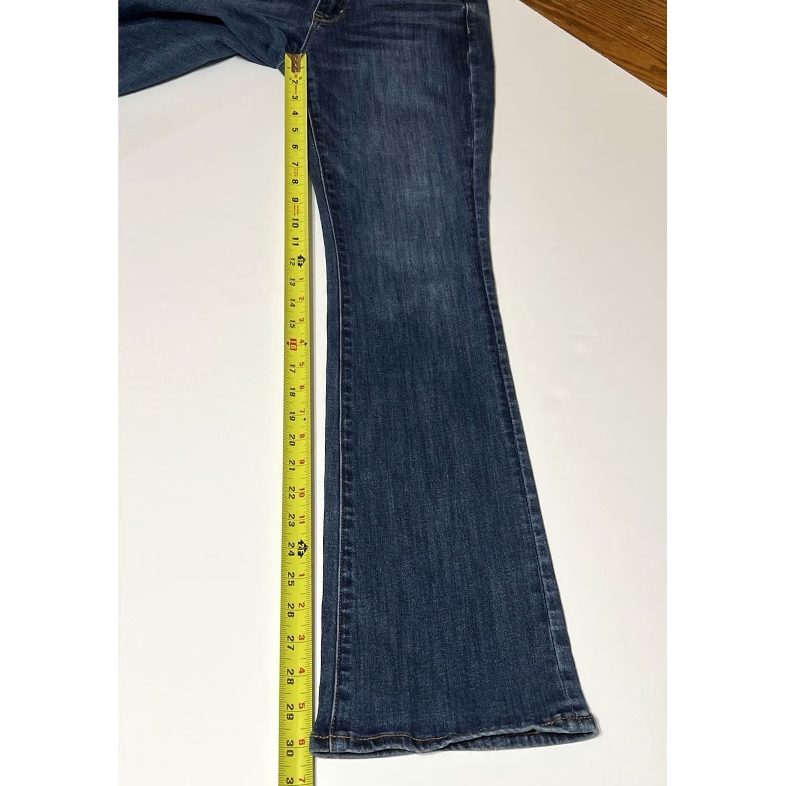 American Eagle Outfitters VINTAGE None American Eagle Outfitters Jeans Womens 6 28x30 Blue Denim Bootcut 5-Pocket Zip Dark Wash Cotton Blend Logo Bohemian Seasonal Womens Size 28" / US 6 / IT 42 - 5 Thumbnail