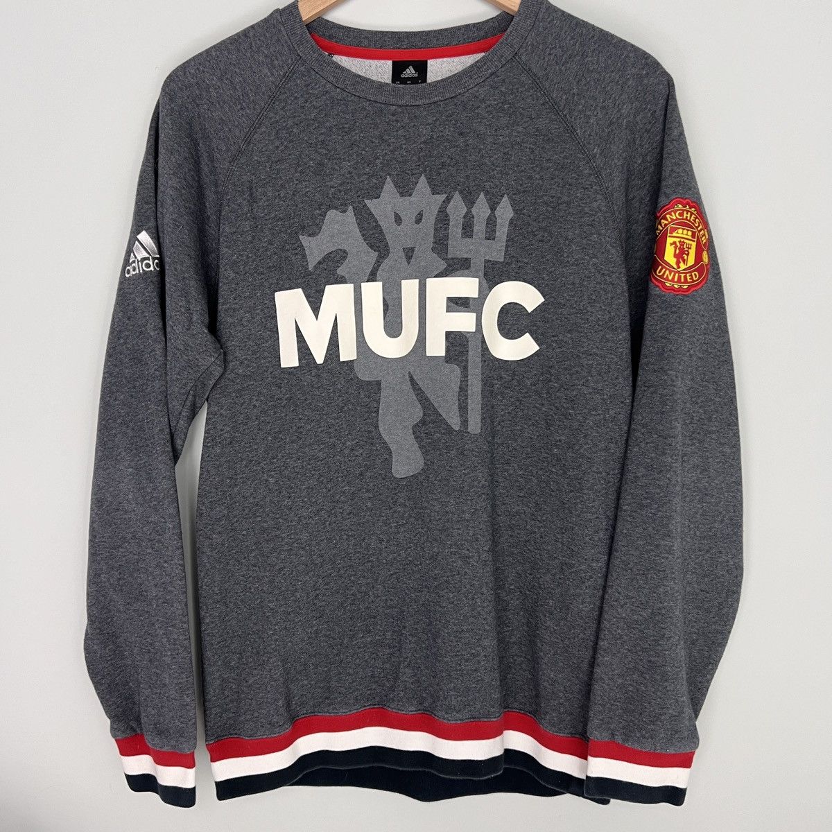 Adidas Adidas Sz Medium Manchester United Football Club Sweatshirt Size US M / EU 48-50 / 2 - 1 Thumbnail