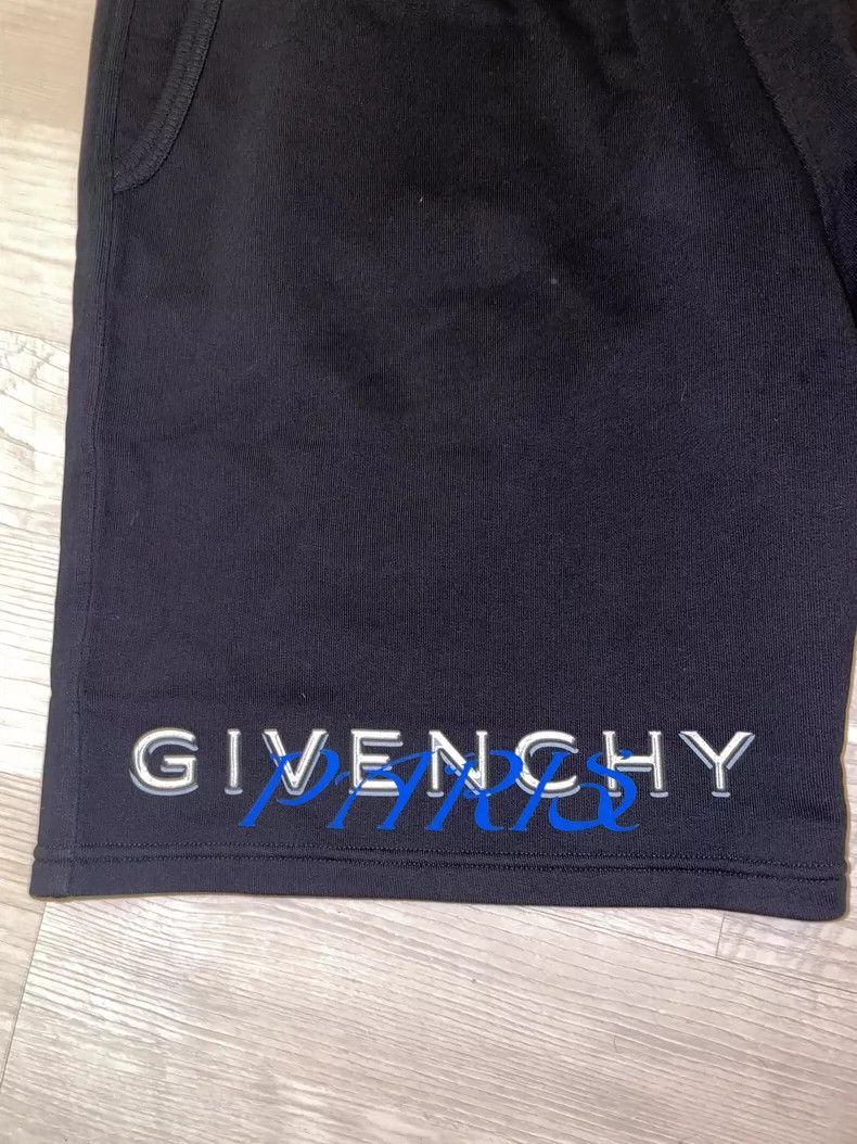 Givenchy Givenchy SizeM Printed Logo Shorts Five Pants Sports Size US 29 - 3 Thumbnail