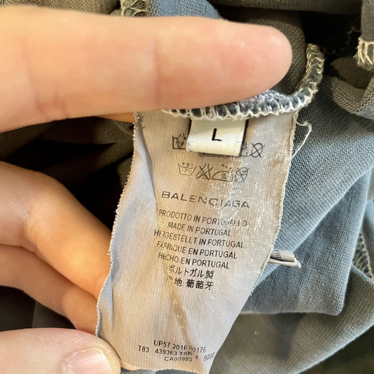 Balenciaga balenciaga homme shirt Size US M / EU 48-50 / 2 - 4 Thumbnail