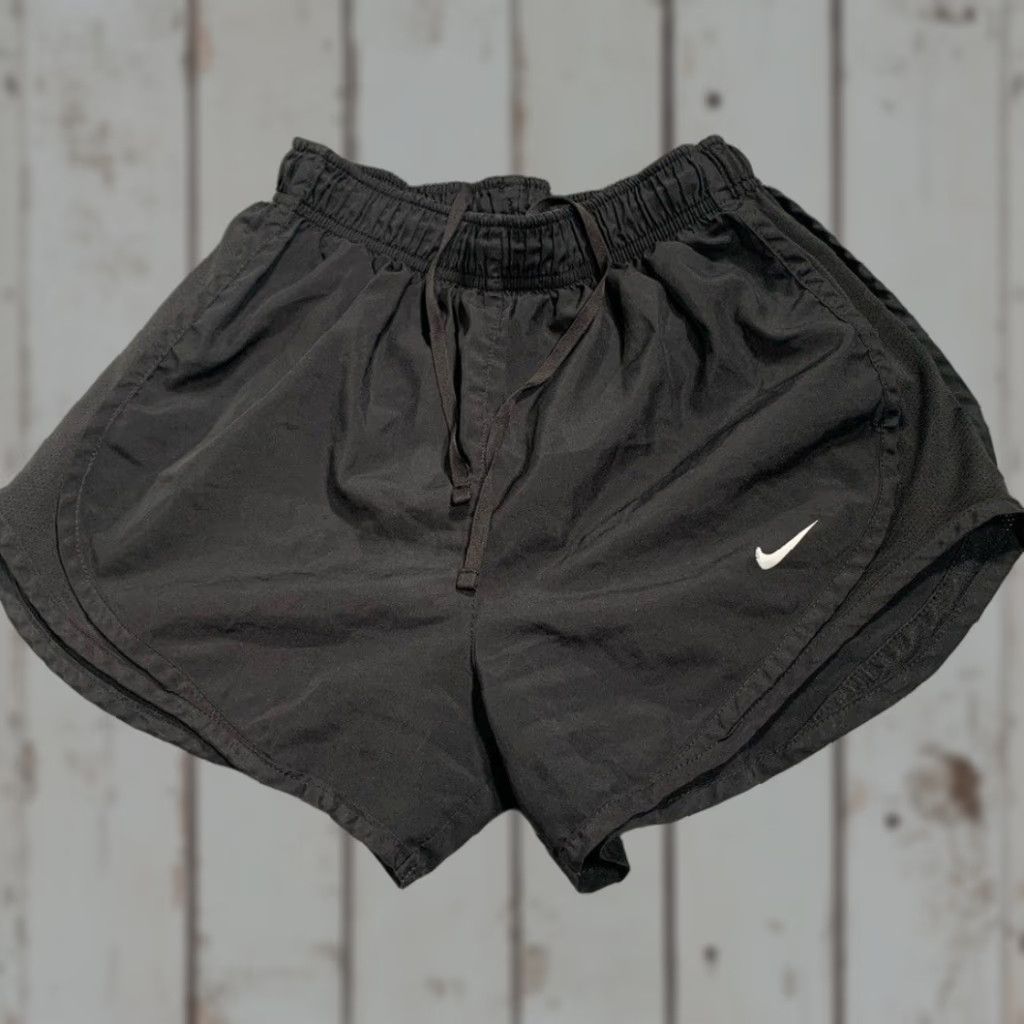 Nike Nike black shorts Women's XS Regular Athletic Short Size 26" / US 2 / IT 38 - 1 Thumbnail