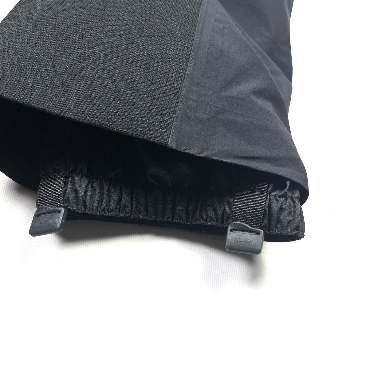 Arc'teryx × Goretex Arctery Women's Ravenna Soft Shell Pants Recco Size M Size 28" / US 6 / IT 42 - 12 Thumbnail