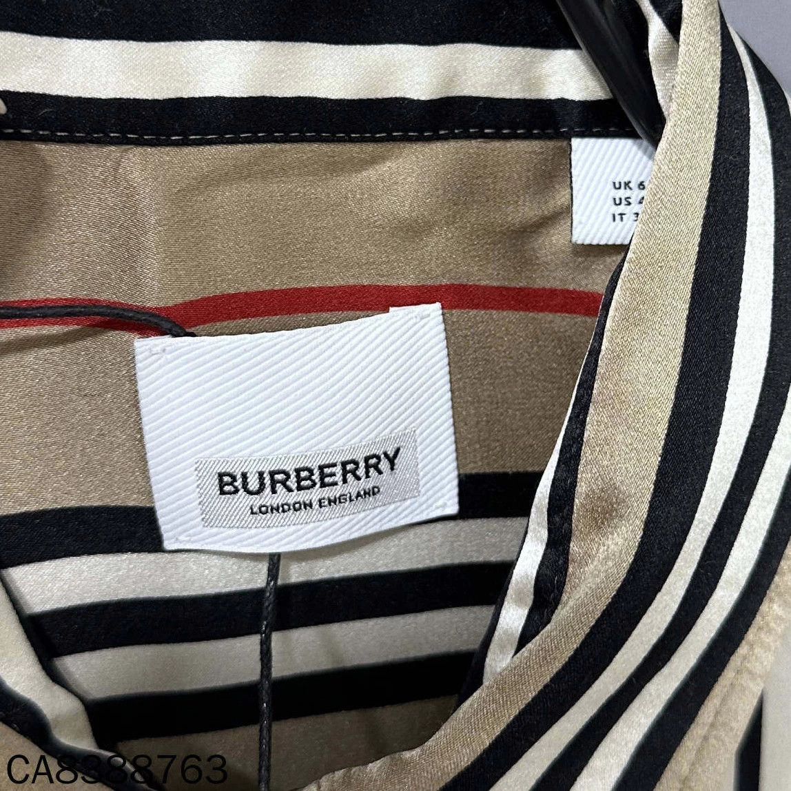 Burberry Burberry Check Silk Shirt Jacket UK6 98% New Faded Size XS / US 0-2 / IT 36-38 - 5 Thumbnail