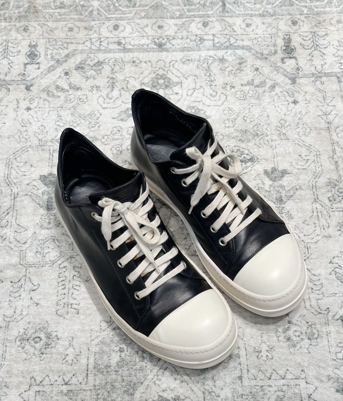 Rick Owens Rick Owens Mainline Black & White Calfskin Low-Top Converse Size US 8 / EU 41 - 2 Thumbnail