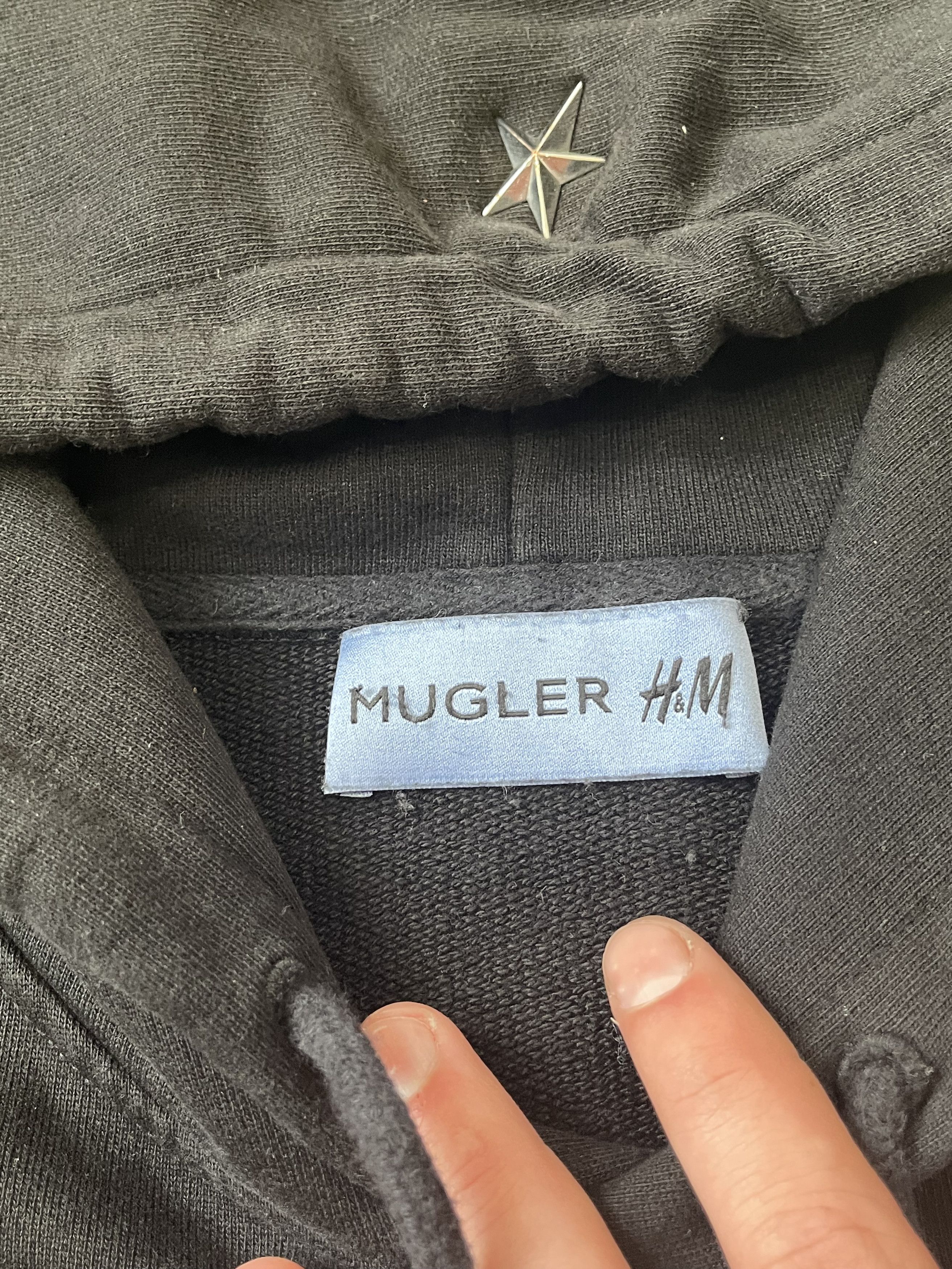 H&M × Mugler × Thierry Mugler Thierry Mugler H&M Star-Motif Logo Hoodie Mens Black sz XL Size US XL / EU 56 / 4 - 5 Thumbnail