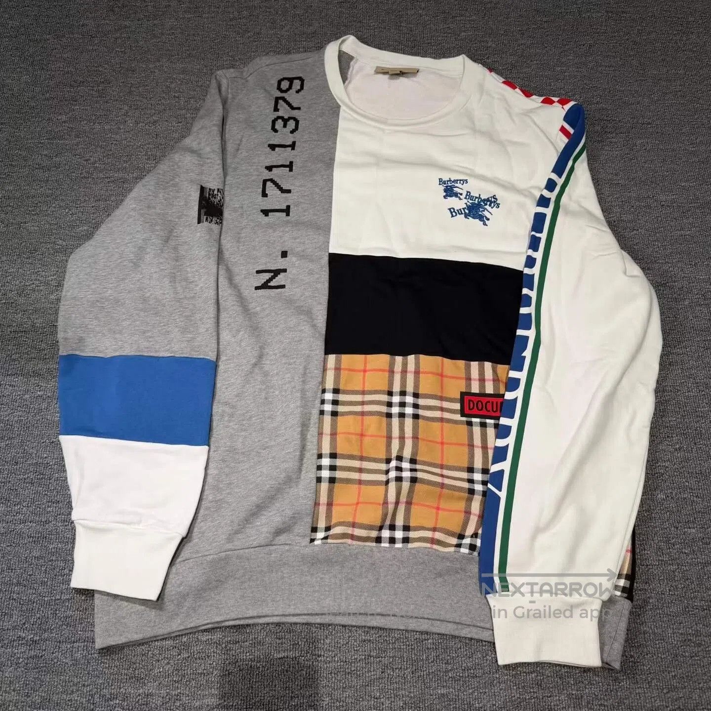 Burberry Burberry Sweatshirt| Size US XL / EU 56 / 4 - 1 Thumbnail