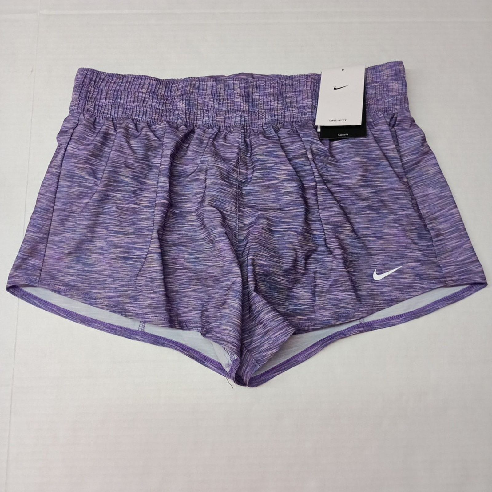 Nike Nike Training Shorts Dri Fit Loose Fit Liner Womens L Purple Size 34" / US 12 / IT 48 - 1 Thumbnail