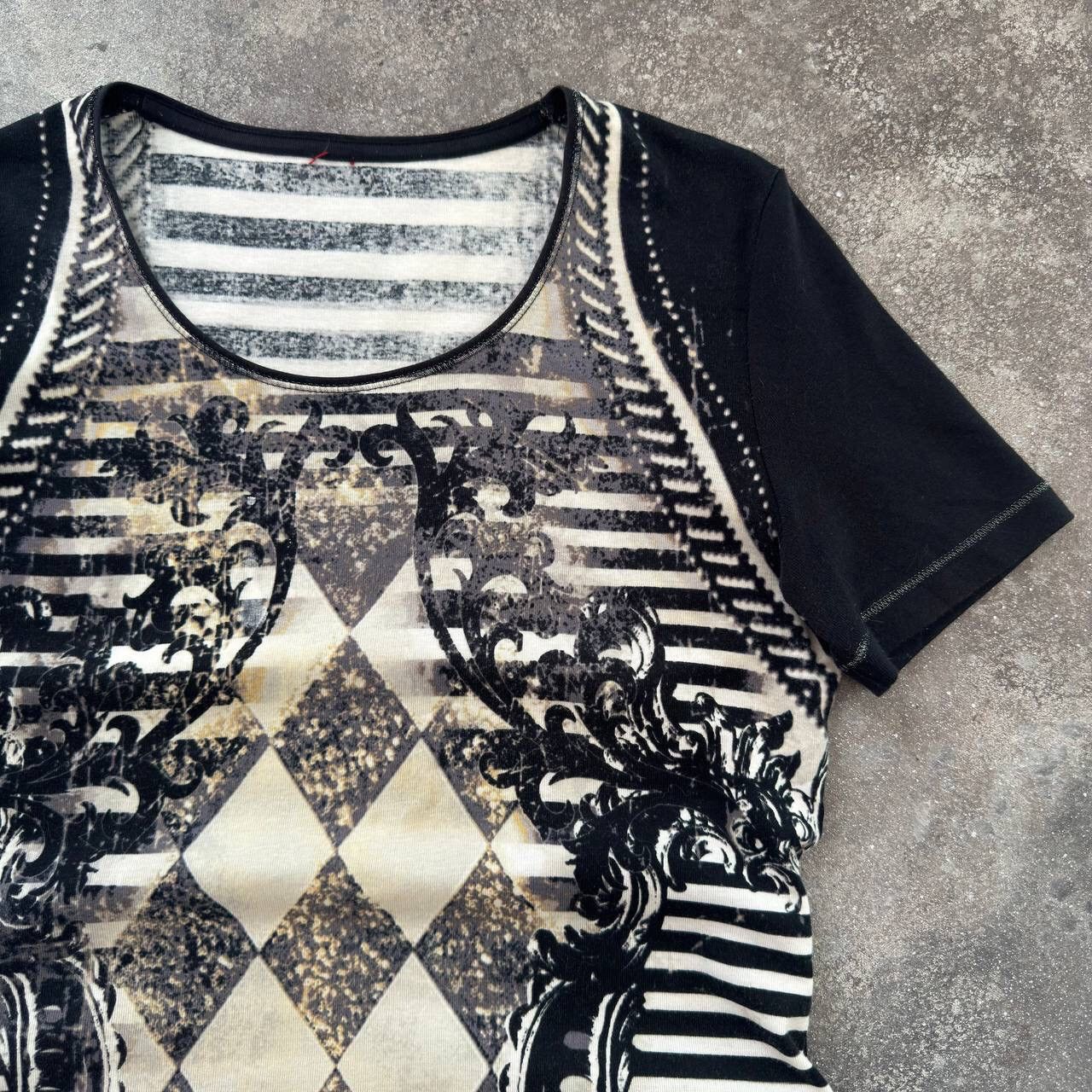 If Six Was Nine × Japanese Brand × Vintage Amazing Tribal Y2K Vintage Unisex T-Shirt Size M / US 6-8 / IT 42-44 - 4 Thumbnail