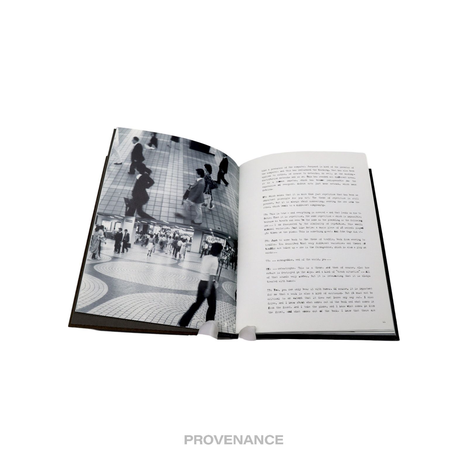 Louis Vuitton 🔴 Louis Vuitton Espace Art Book - Monuments of Traffic Size ONE SIZE - 5 Thumbnail