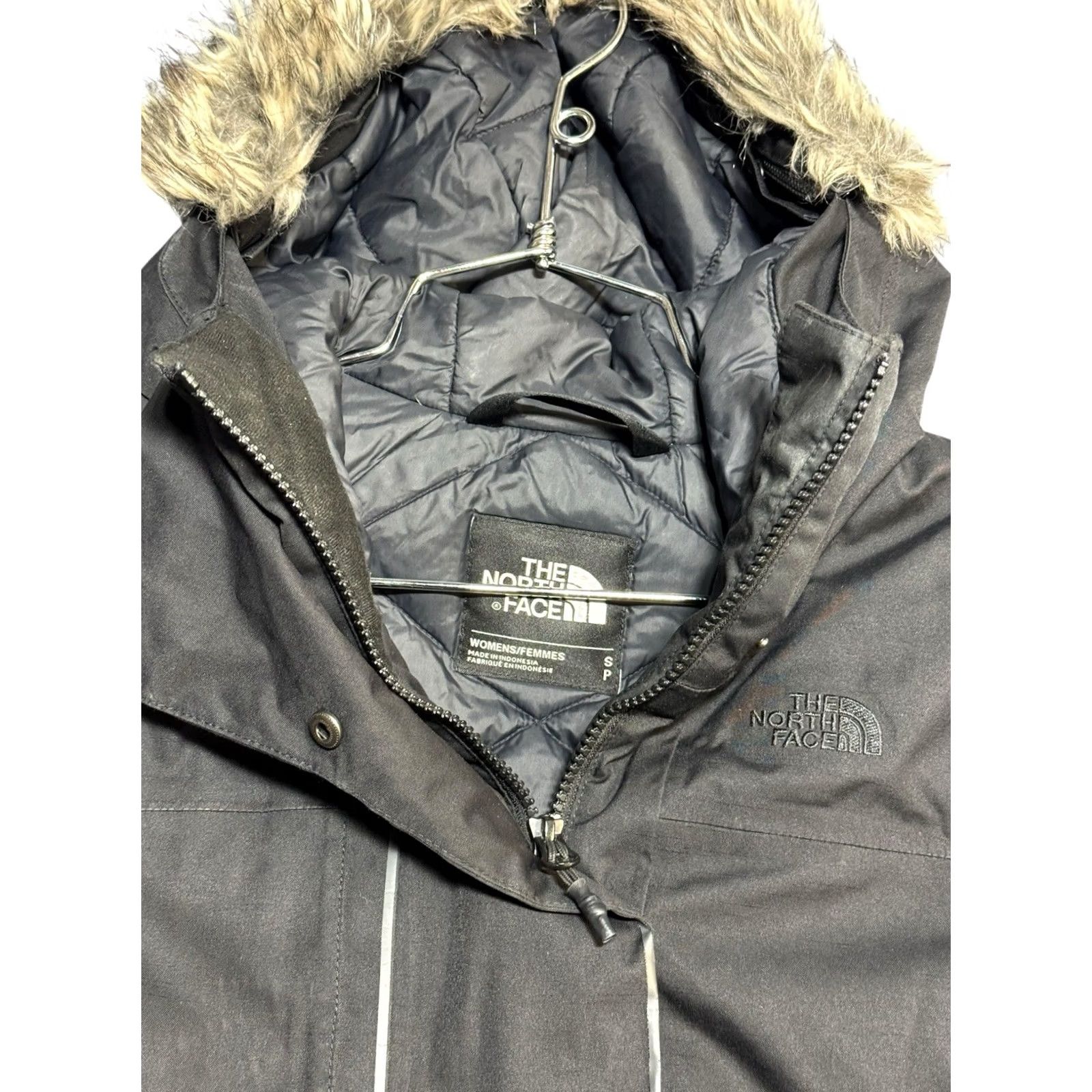 The North Face The North Face Crestmont Waterproof Down Parka Jacket S Black Womens Size S / US 4 / IT 40 - 3 Thumbnail