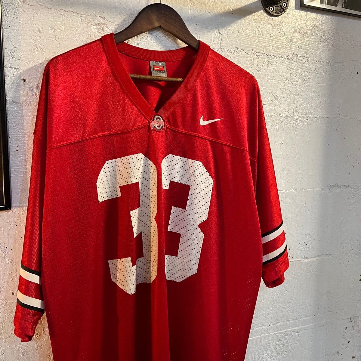 Nike Vintage Nike Ohio State '#33' Mesh Football Jersey Size US XL / EU 56 / 4 - 5 Thumbnail