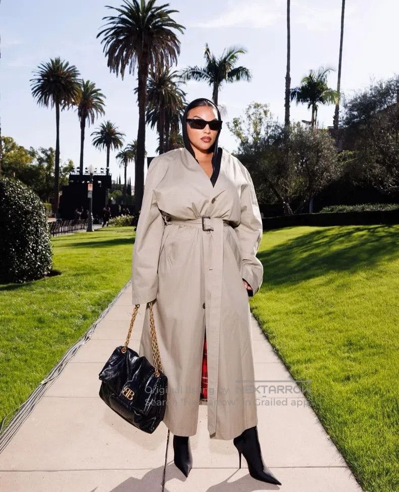 Balenciaga Balenciaga Oversized collarless long trench coat Size XS / US 0-2 / IT 36-38 - 1 Thumbnail