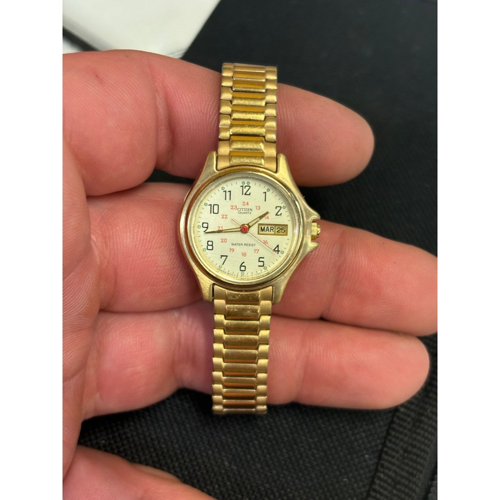 Citizen Citizens 6000-S27182 Gold Tone Women’s Watch! New Battery! Size ONE SIZE - 1 Thumbnail