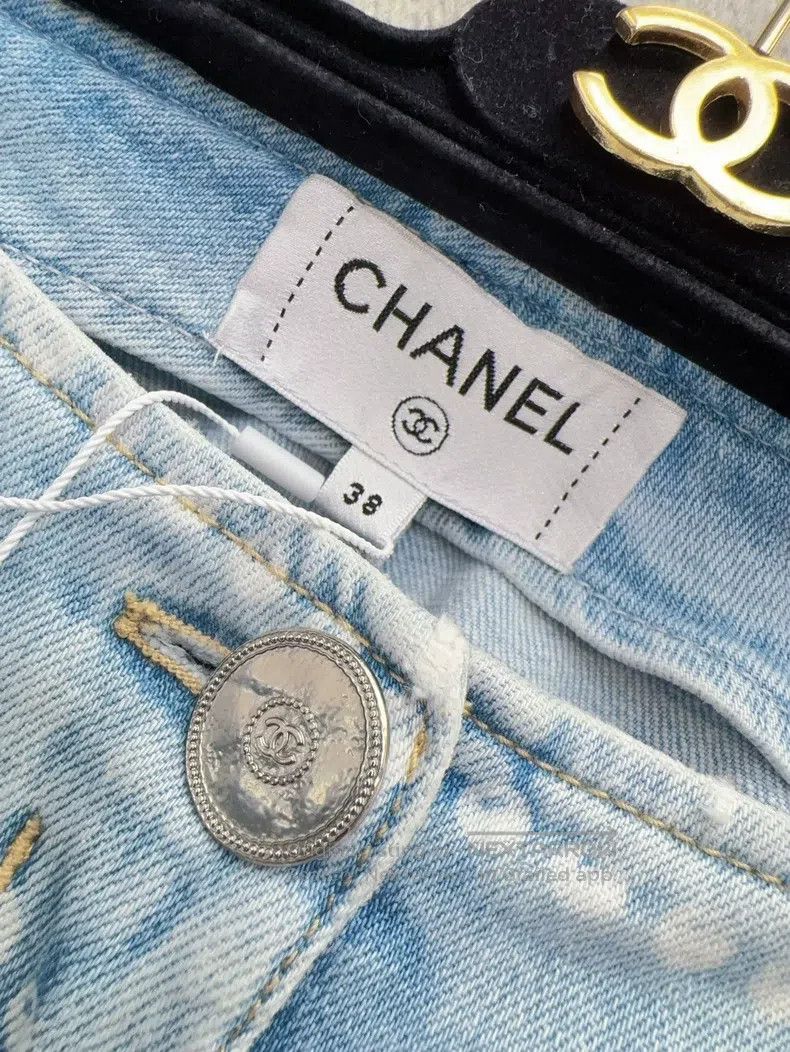 Chanel Chanel 25P pearl chain printed double pocket light blue je Size 25" / US 0 / IT 36 - 6 Thumbnail