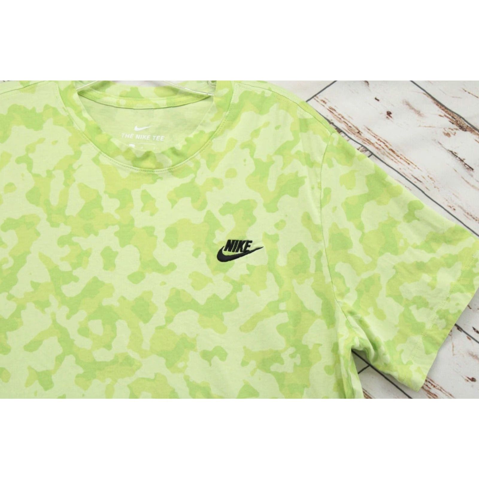 Nike Nike Sportswear T-Shirt Mens Large Short Sleeve Crew Neck Lime Green Camo Cotton Size US L / EU 52-54 / 3 - 3 Thumbnail