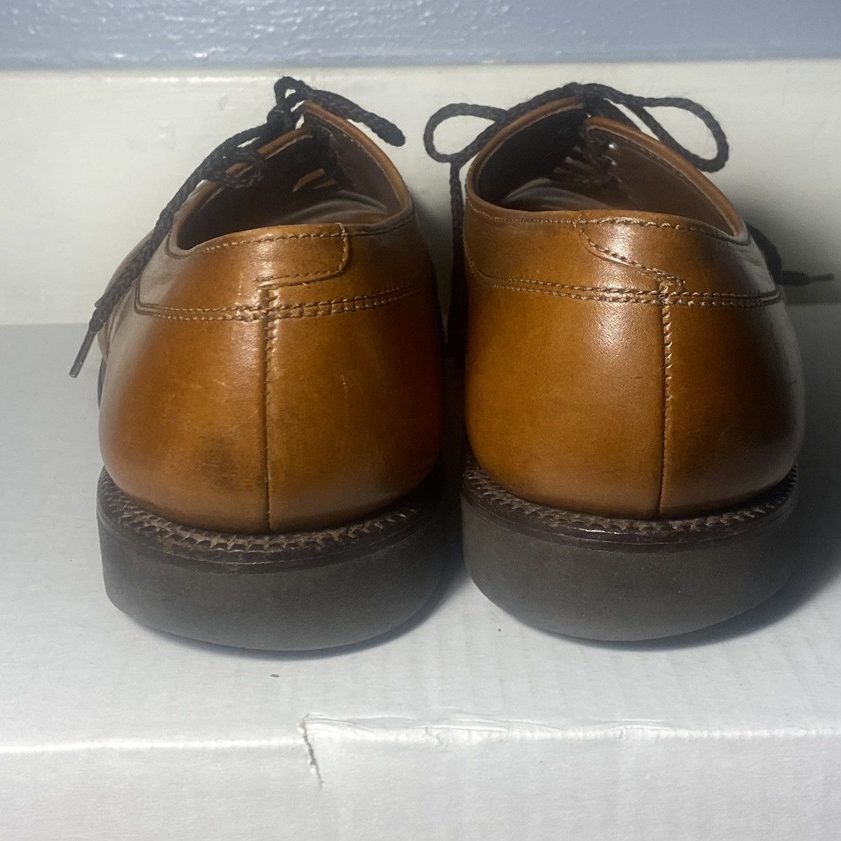 Allen Edmonds Allen Edmonds Tan Oxfords Dress Shoes Men’s Size 12 Size US 12 / EU 45 - 10 Thumbnail