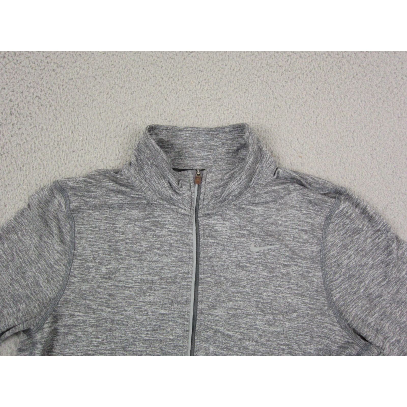 Nike Nike Shirt Womens Small Gray Heather 1/4 Zip Dri-Fit Element Athletic Running Casual Sports 90s Womens? Size S / US 4 / IT 40 - 2 Thumbnail