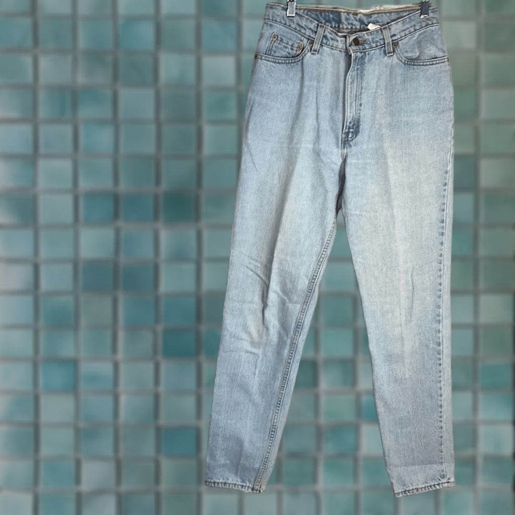 Levi's VINTAGE Levi's 512 Jeans Slim Fit Tapered Leg High Waist 13 Juniors Women Blue Light 90s Size 34" / US 12 / IT 48 - 1 Thumbnail