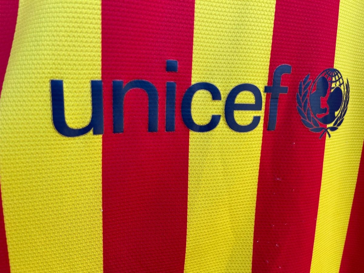 Other Barcelona 2012 2013 Away Football Shirt Soccer Jersey Nike Size US M / EU 48-50 / 2 - 17 Thumbnail