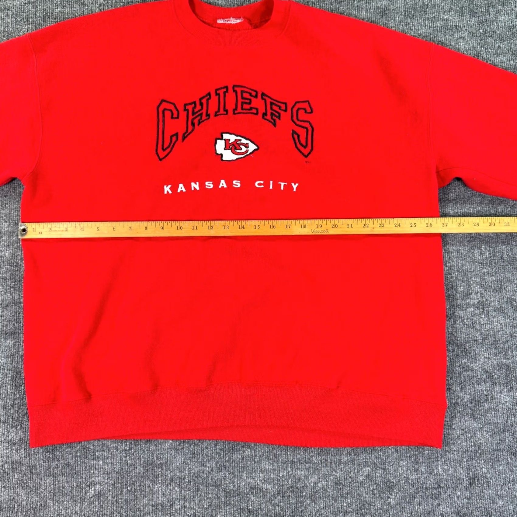 Lee VINTAGE Lee Sport Sweatshirt KC Chiefs Red 2XL Crewneck Mens Embroidered Logo Graphic Print Oversized Football 90s Size US XXL / EU 58 / 5 - 7 Thumbnail