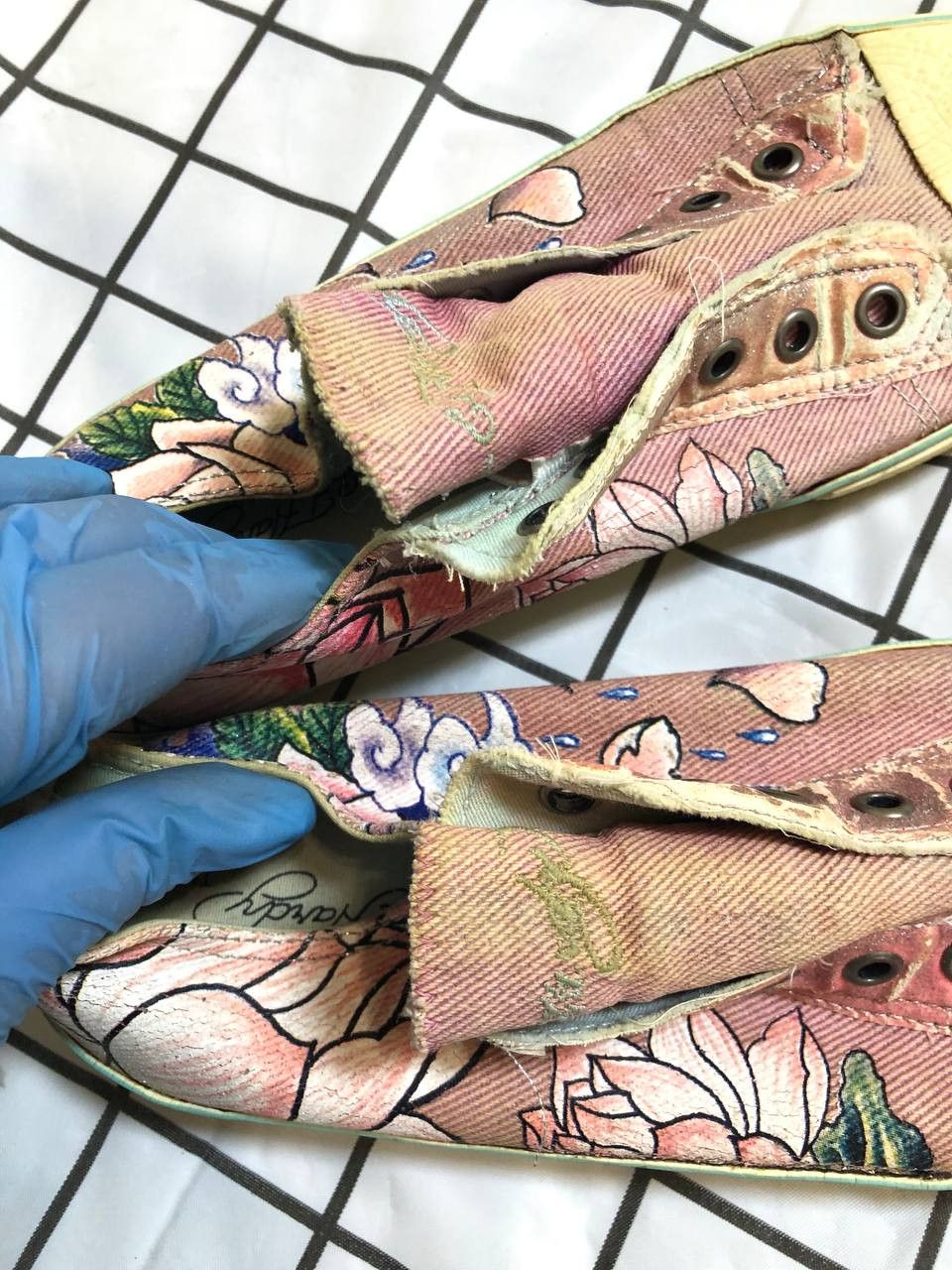 Ed Hardy Ed Hardy Low Top Slip Ons Tiger Sneakers Women's Size US 7 Size US 7 / IT 37 - 14 Thumbnail