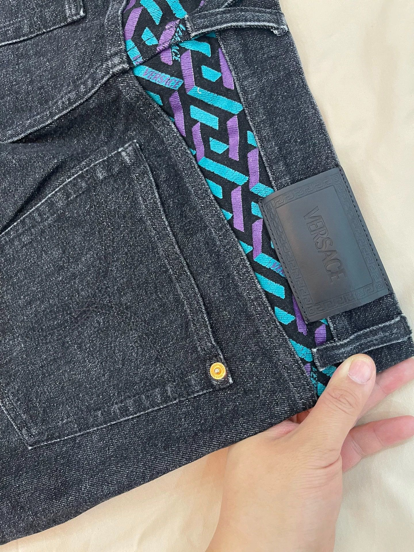 Versace Versace 2024 Men's Jeans Gold/Black Logo Waist Greek Key 35 Size US 35 - 3 Thumbnail