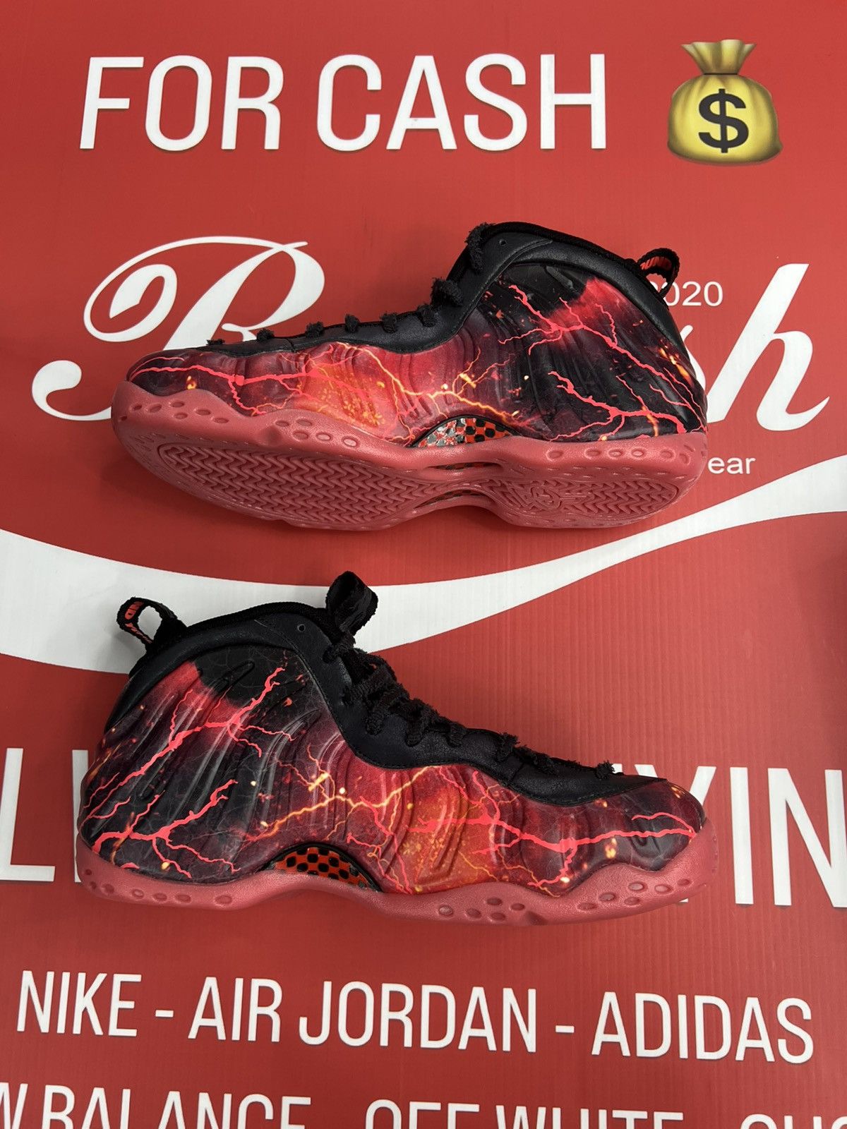 Nike Nike Air Foamposite One Stanger Things Size 10 Size US 10 / EU 43 - 3 Thumbnail